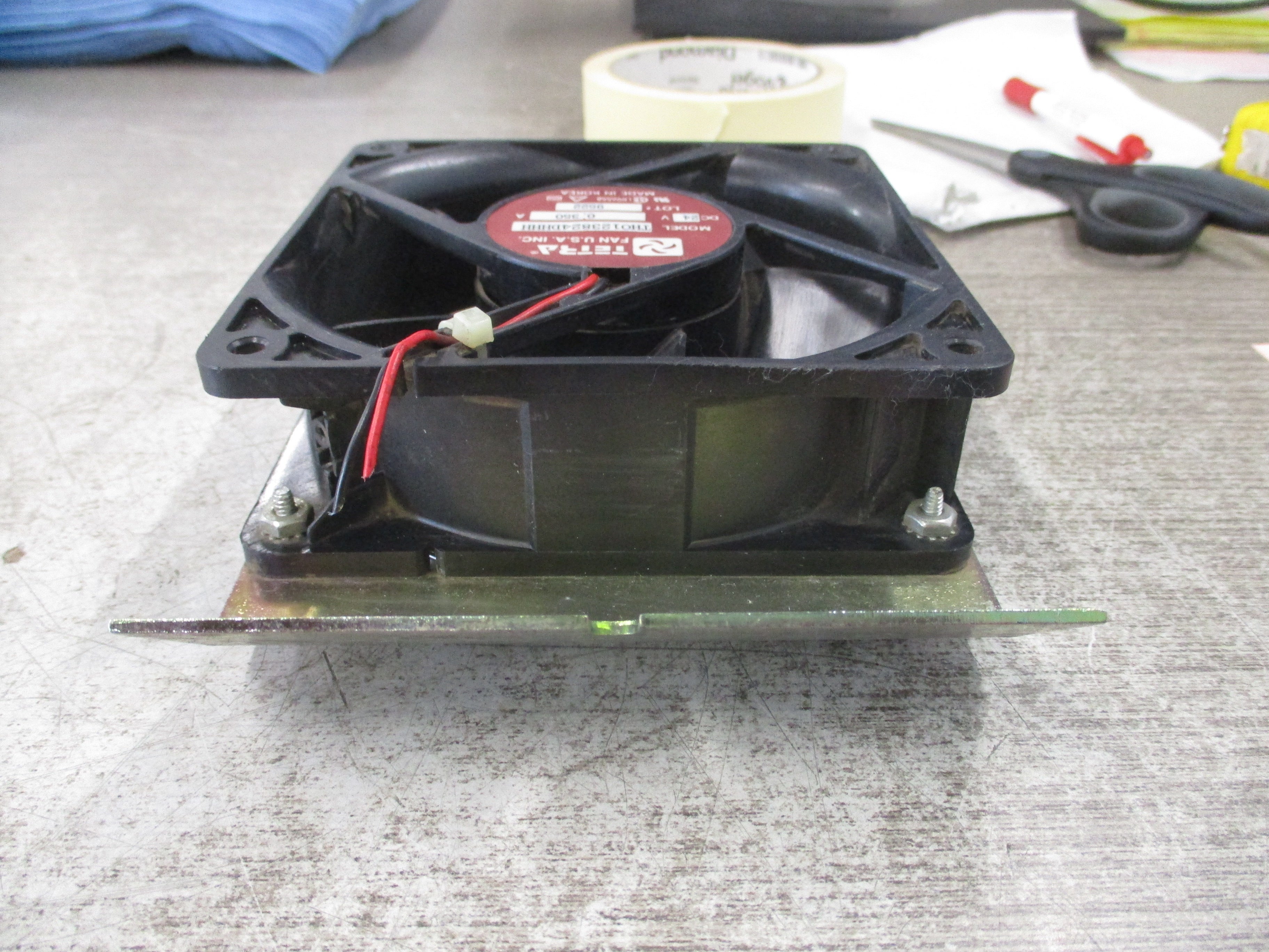 Tetra Axial Fan THO123824DHHH 24VDC 0.350A Used