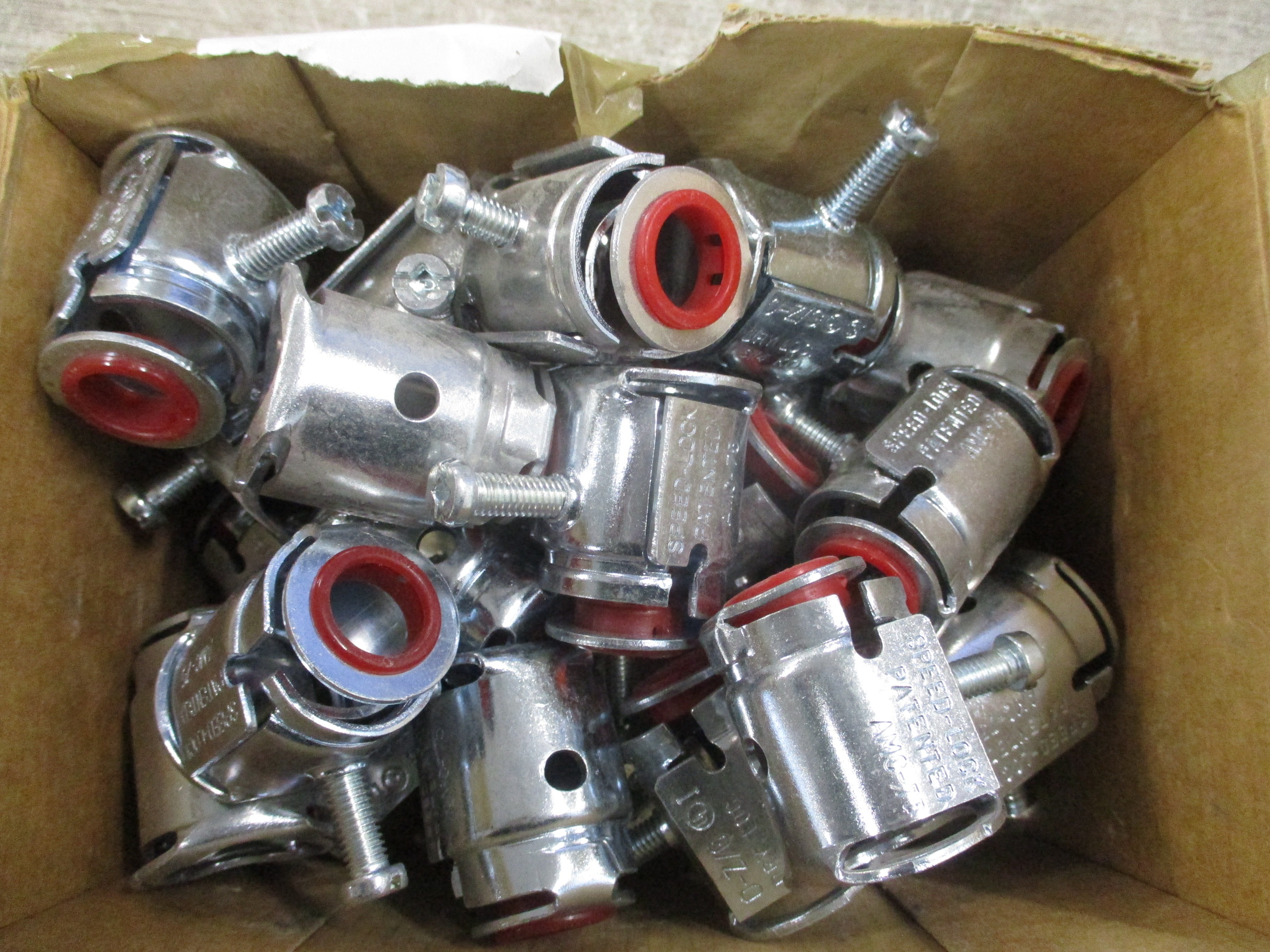 EGS Speed Lock Box Connector AMC-75 3/4" *Box of 25* New Surplus