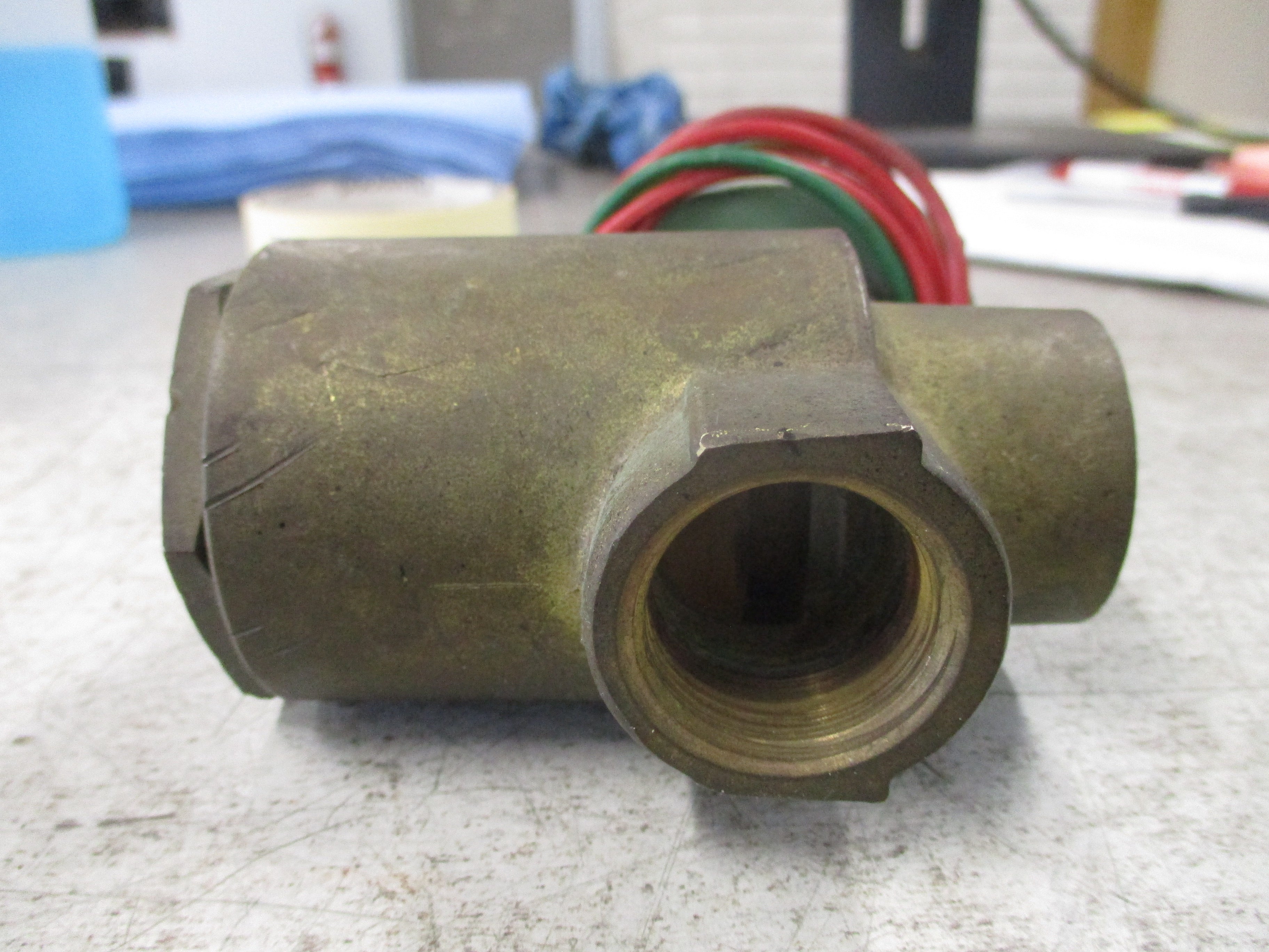 Asco Red-Hat II Solenoid Valve 8223G5 25-750 PSI Used