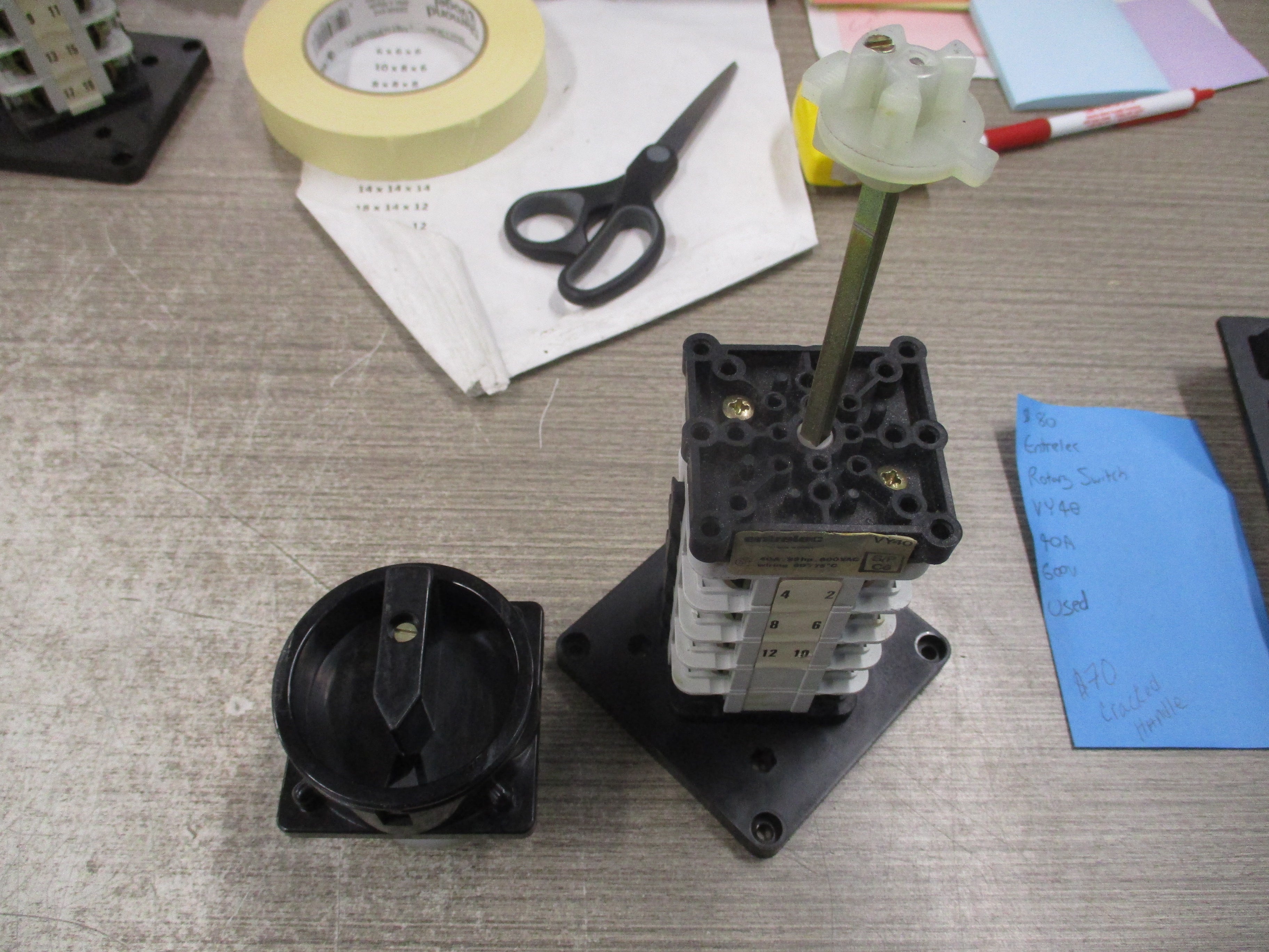 Entrelec Rotary Switch VY40 40A 600V Used