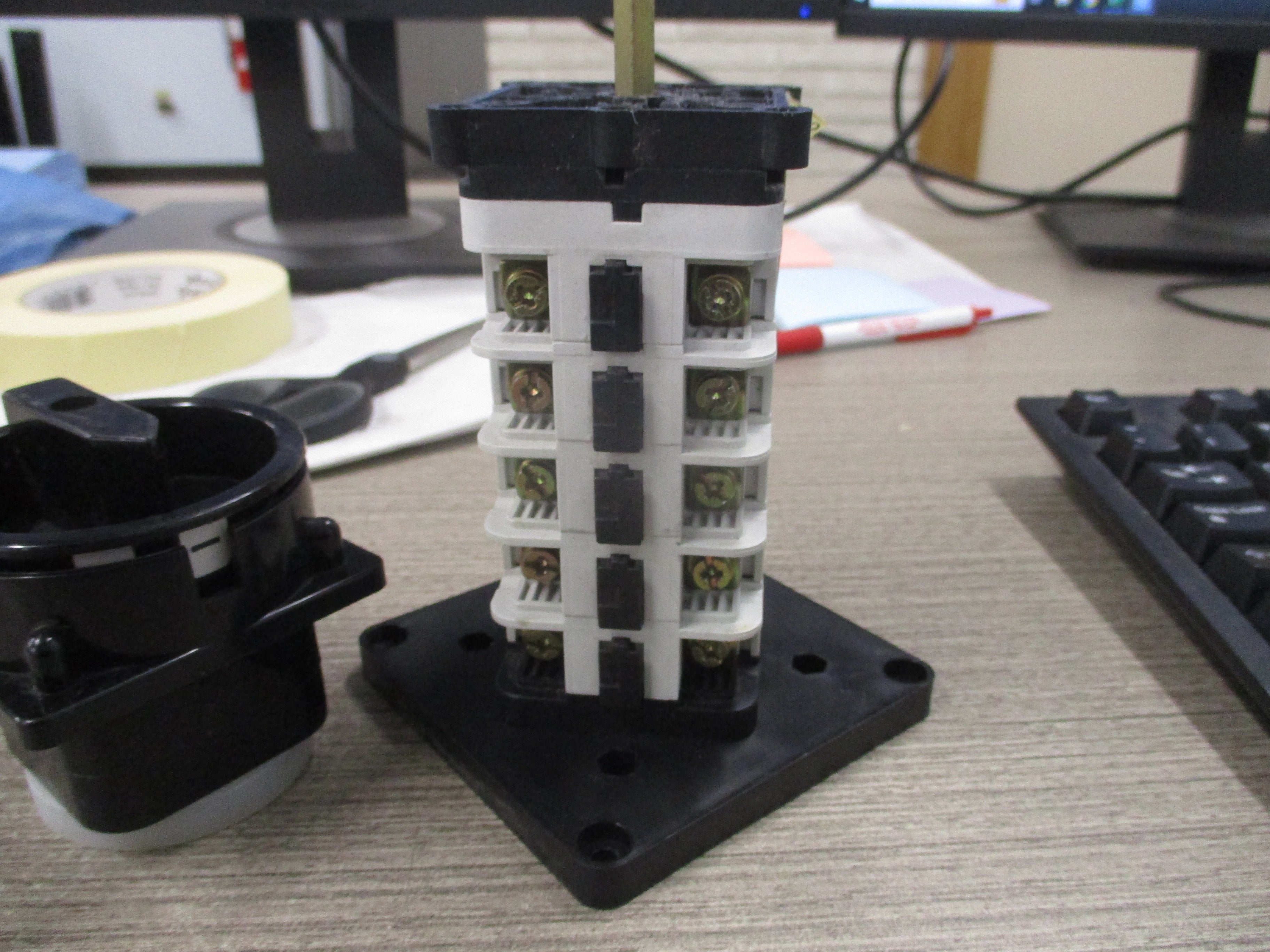 Entrelec Rotary Switch VY40 40A 600V Used