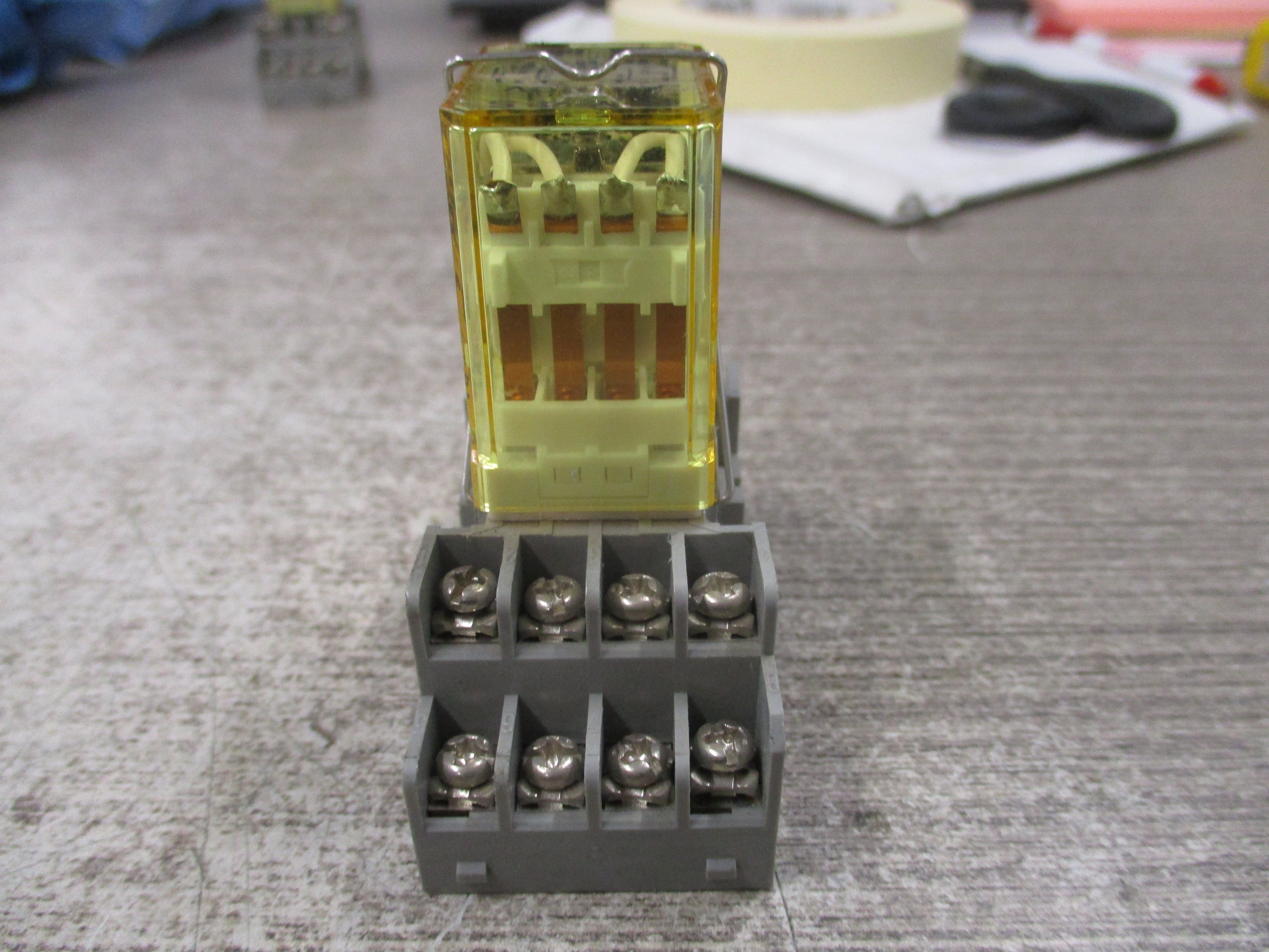 Idec Relay RY4S-U 120V Coil W/Base Used