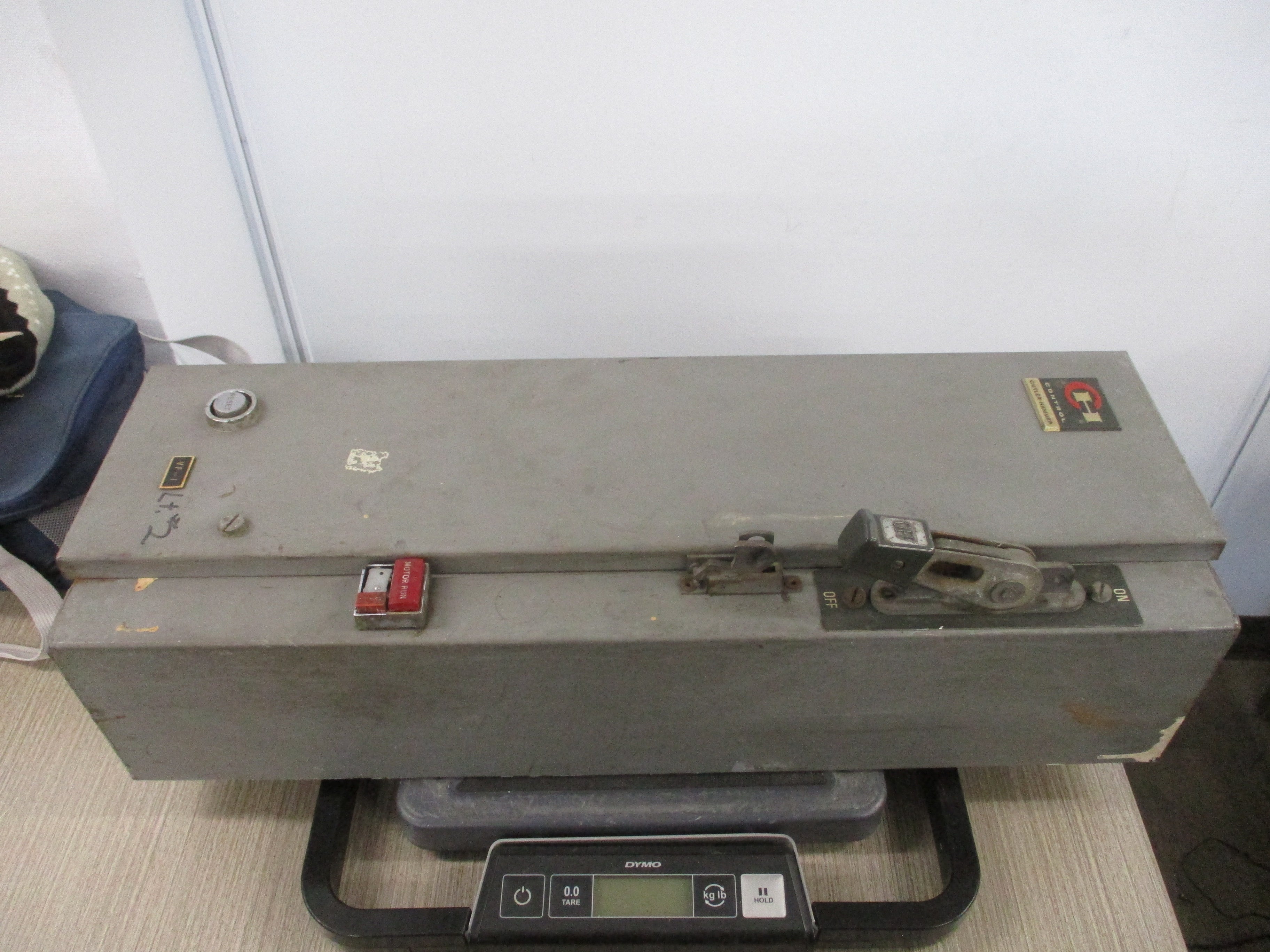 Cutler-Hammer Size 0 Breaker Combination A10BN0 120V Coil 15A Breaker