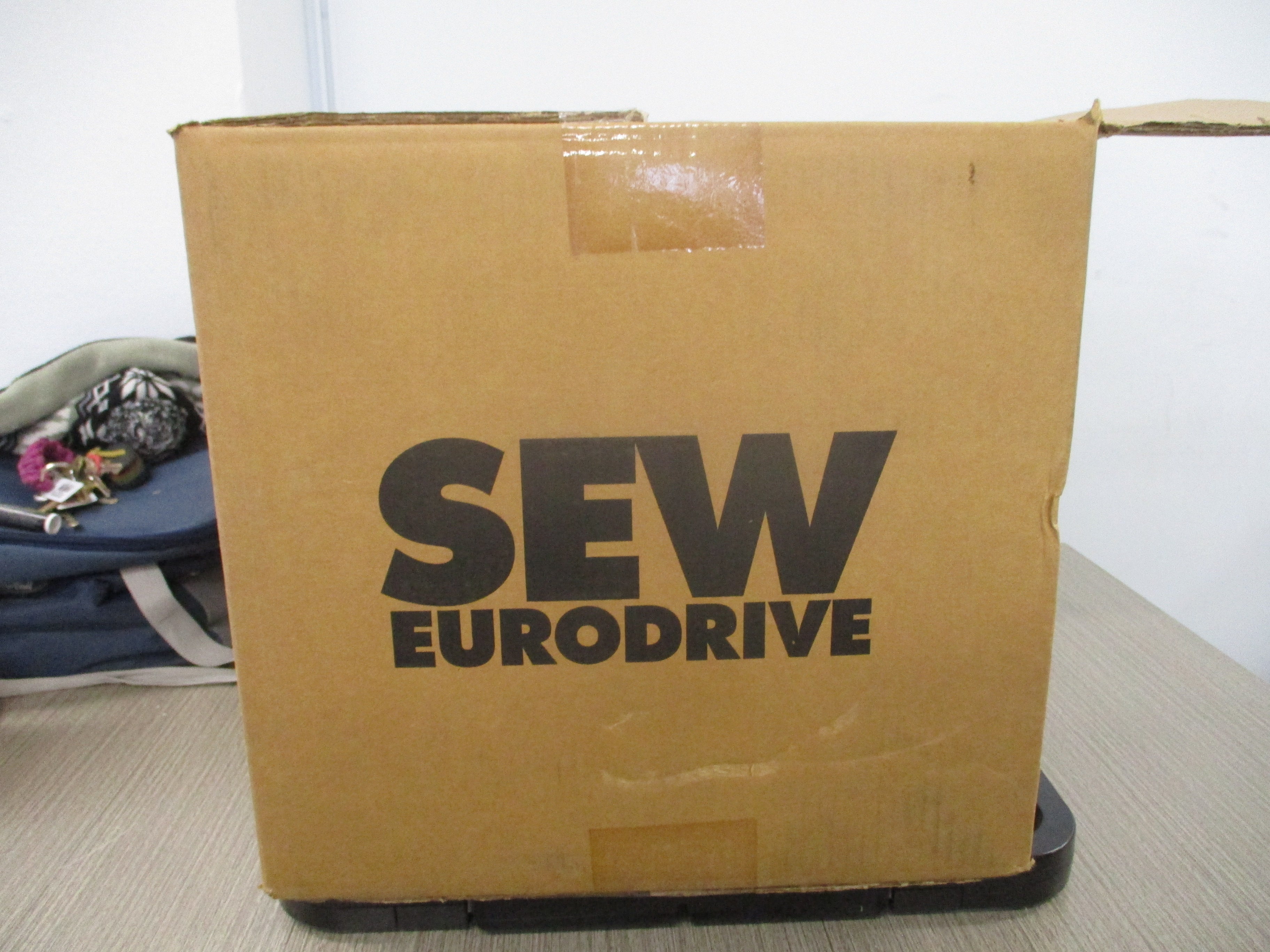 Sew-Eurodrive Gearmotor W20 DRS71S4/Z M01SN294 0.5HP Ratio 14.33:1 119RPM Output