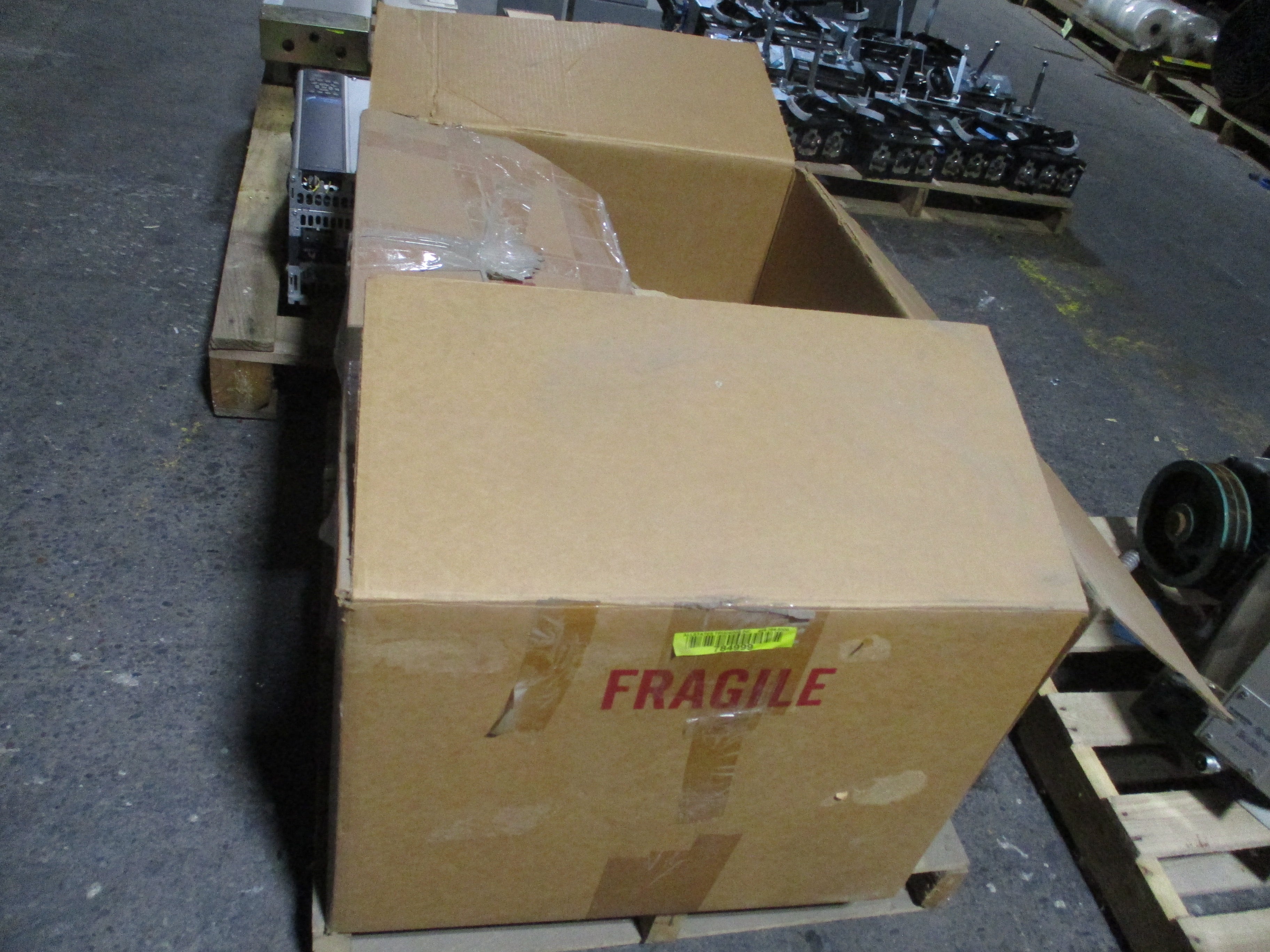 Instrument Transformers Current Transformer 686-122MR Ratio 1200:5A 600V