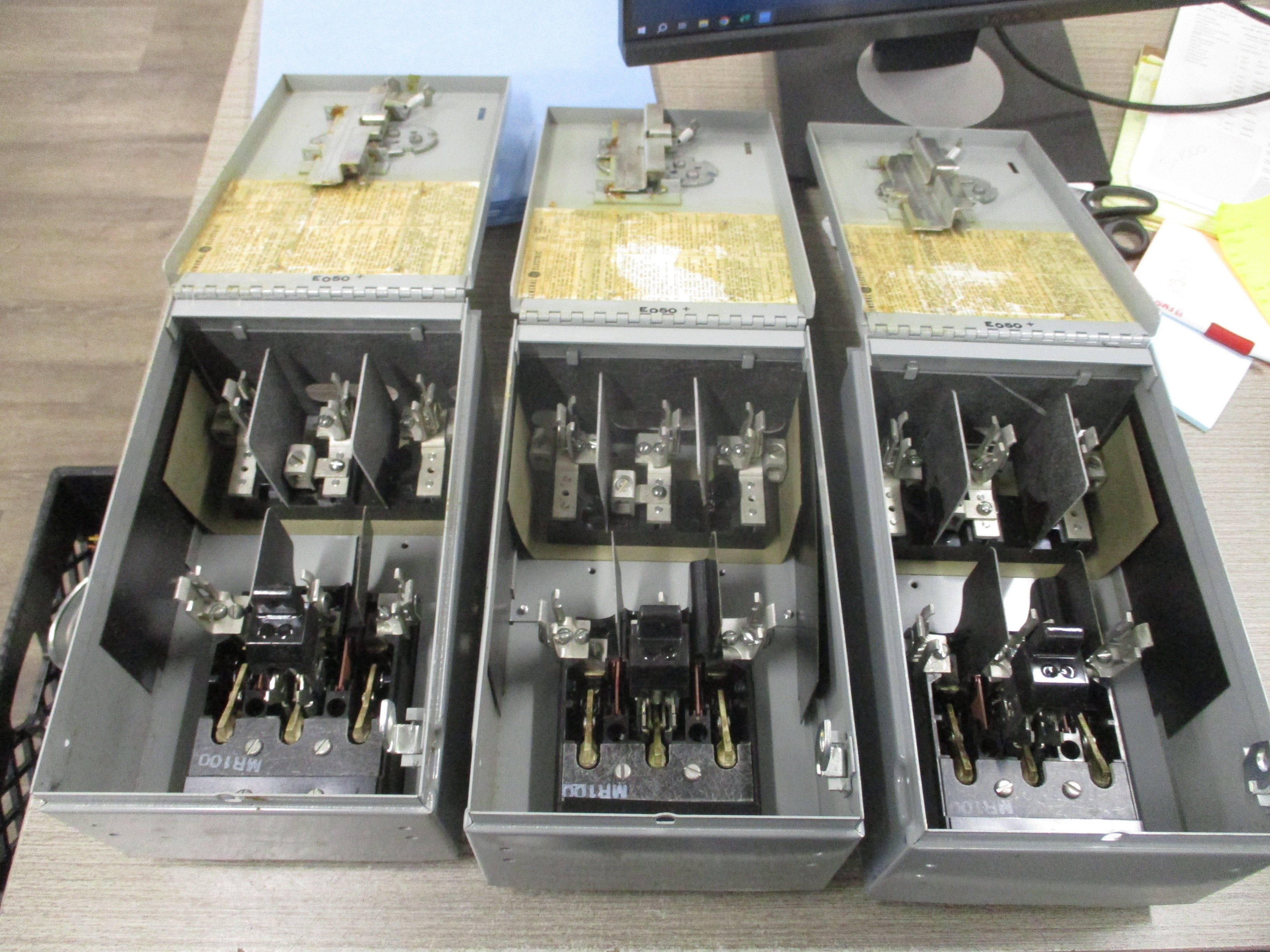 GE Panelboard Switch THFP323 100A 240V 3P *Box of 3* New Surplus