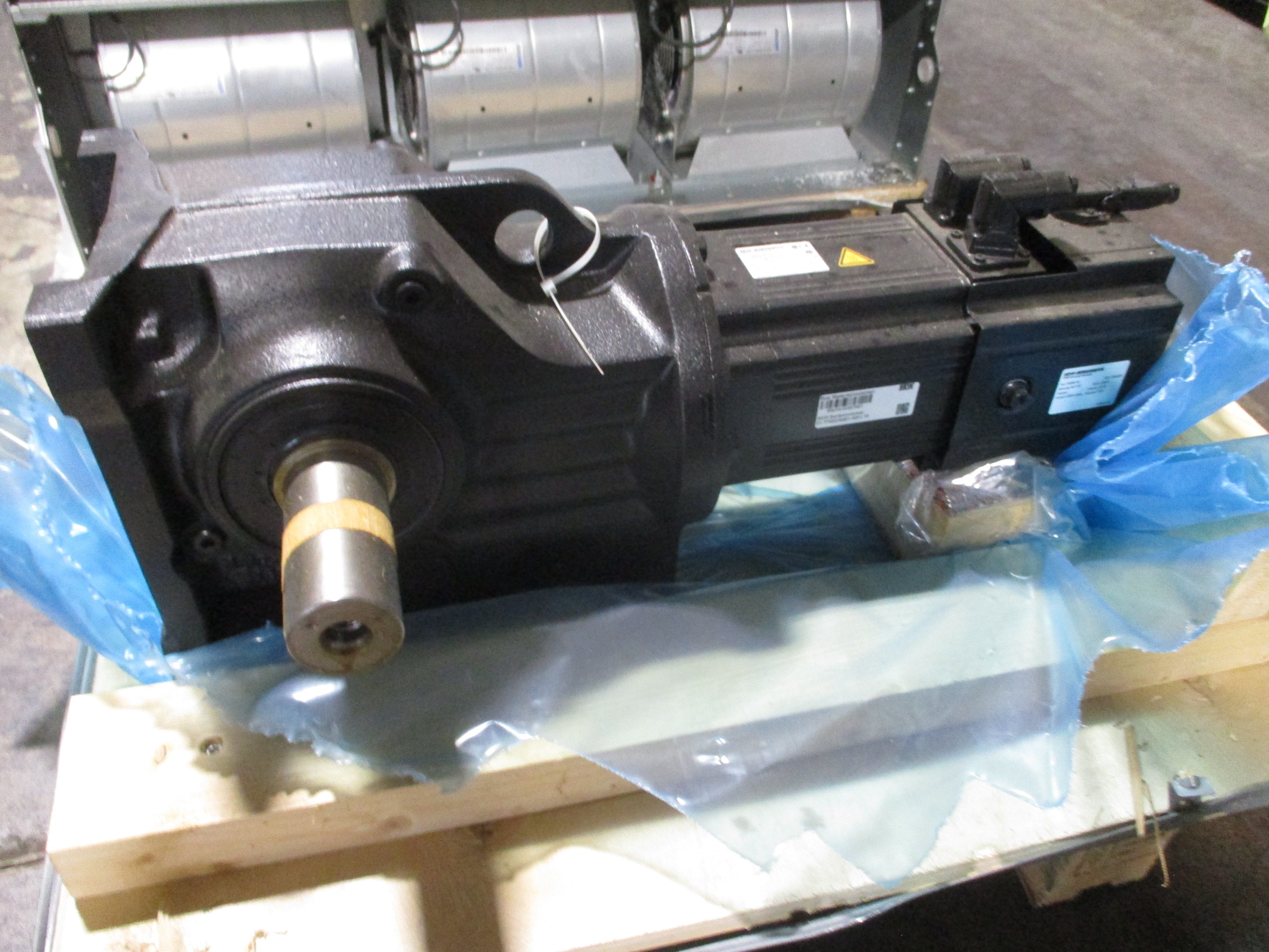 Sew-Eurodrive AC Servomotor W/Gear K77 CMP80M/KY/VR/RH1M/SM1 3000RPM Motor