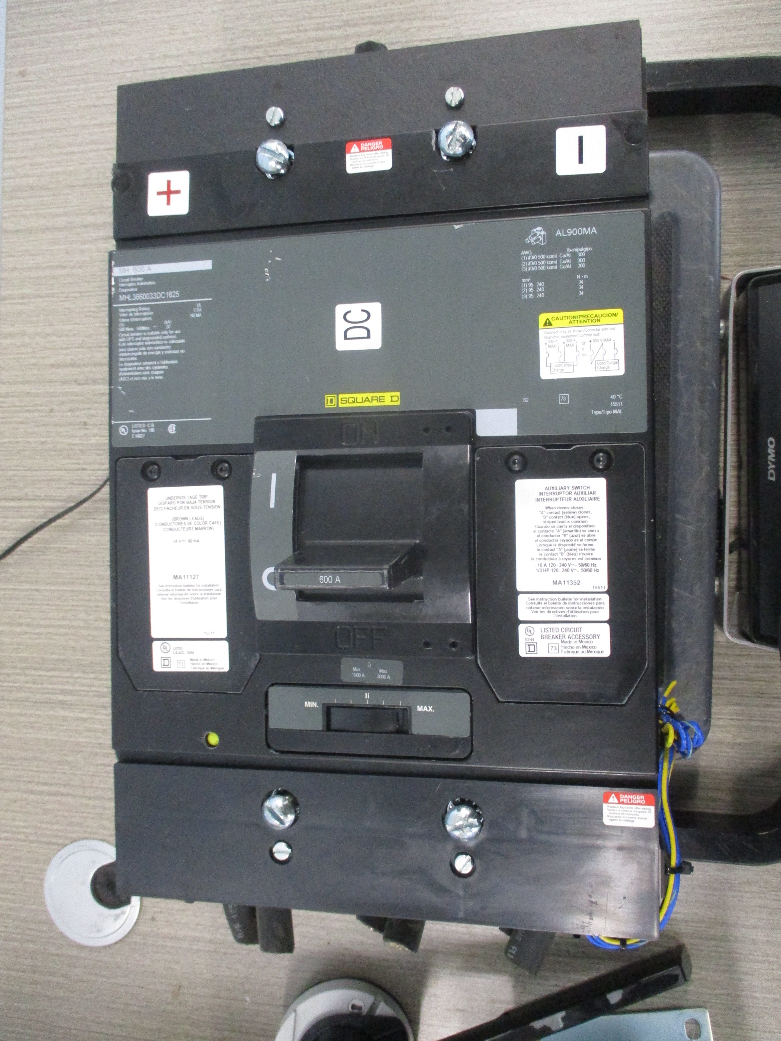 Square D DC Breaker Disconnect MHL3660033DC1625 600A 600VDC 3P Used