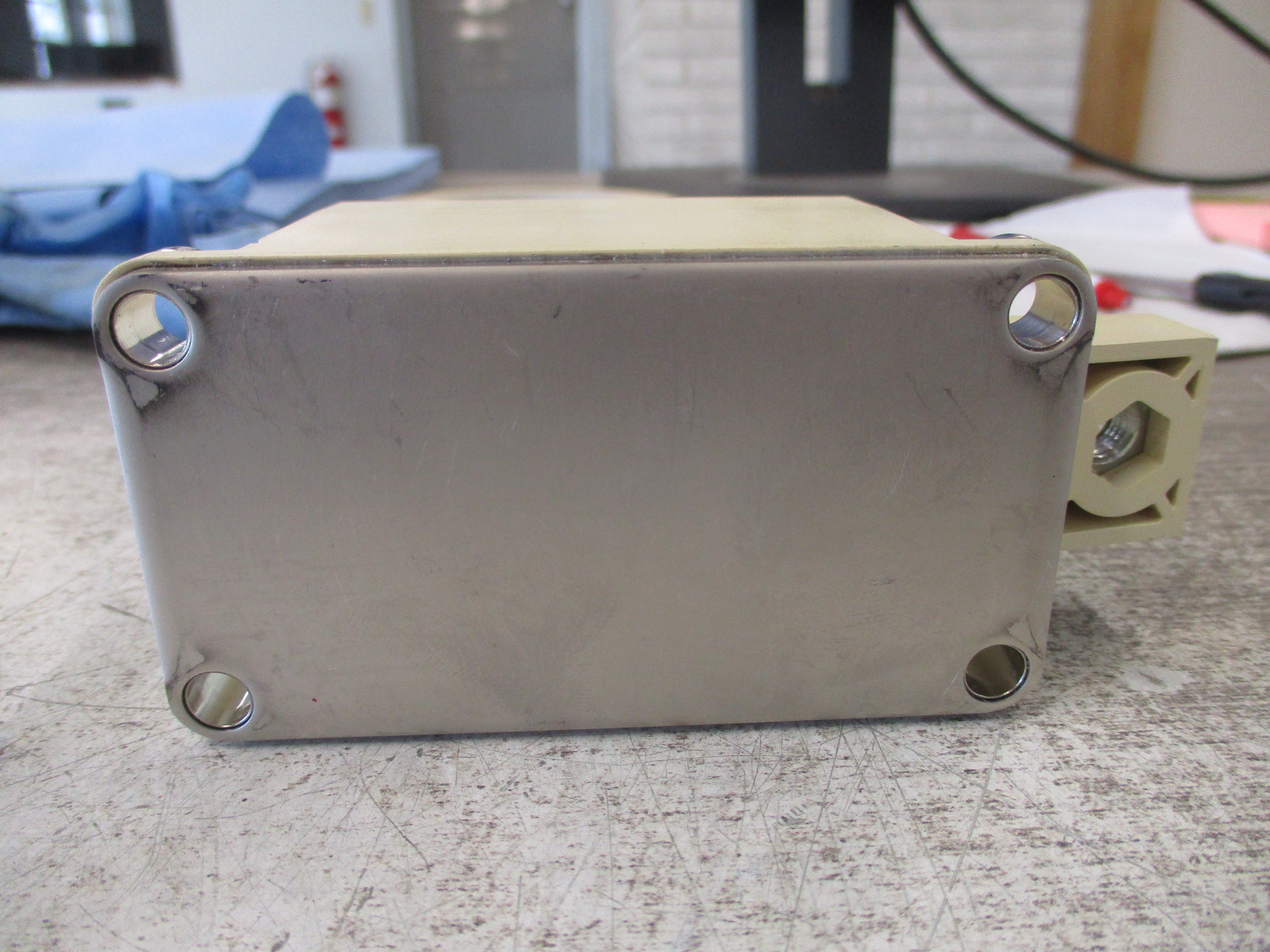 Semikron Semipack 3 Power Module SKKH 323/16E *Chipped Case* Used