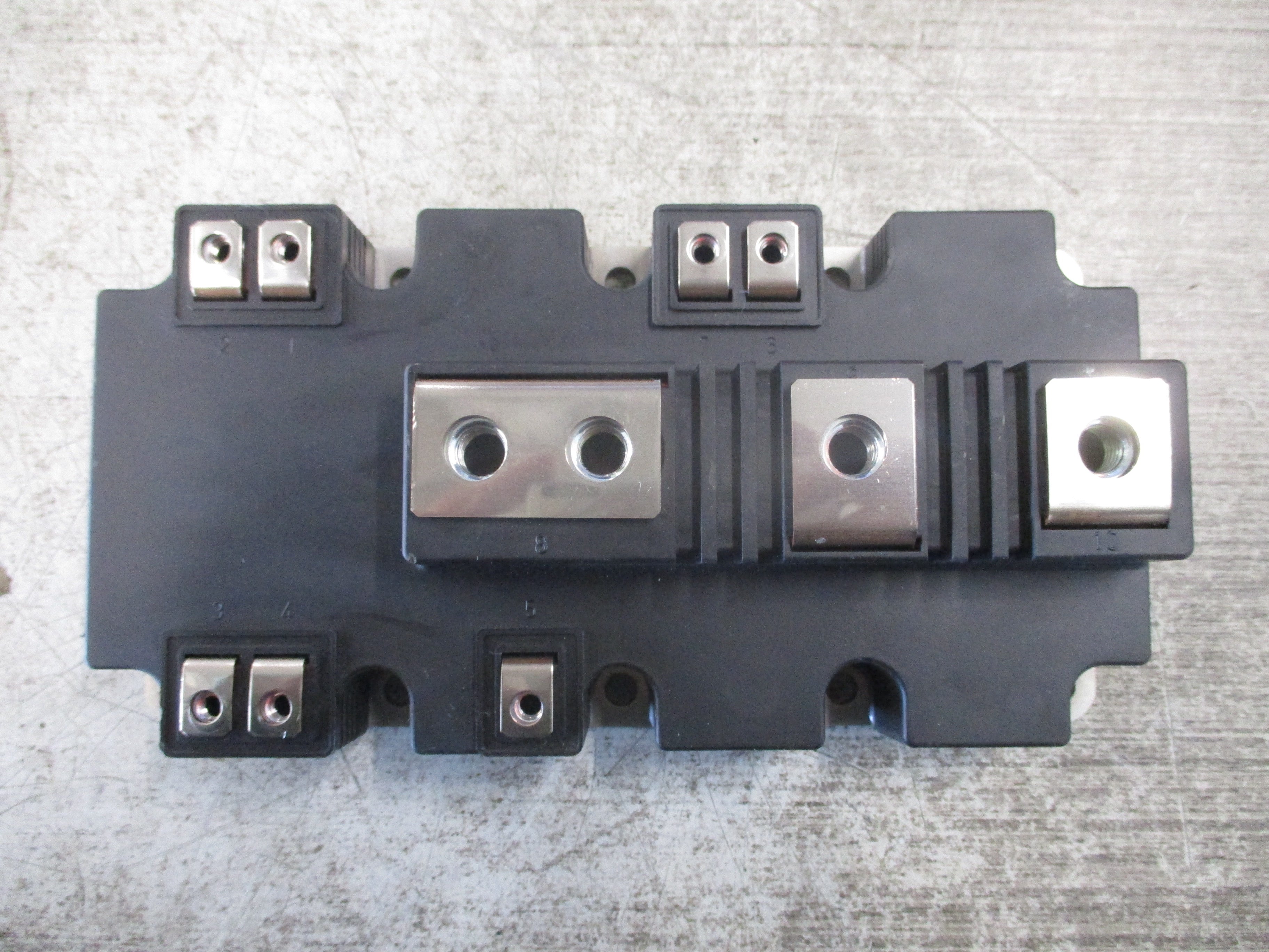 Fuji Electric Power Module 2MBI600VXA-120E-50 600A 1200V Used