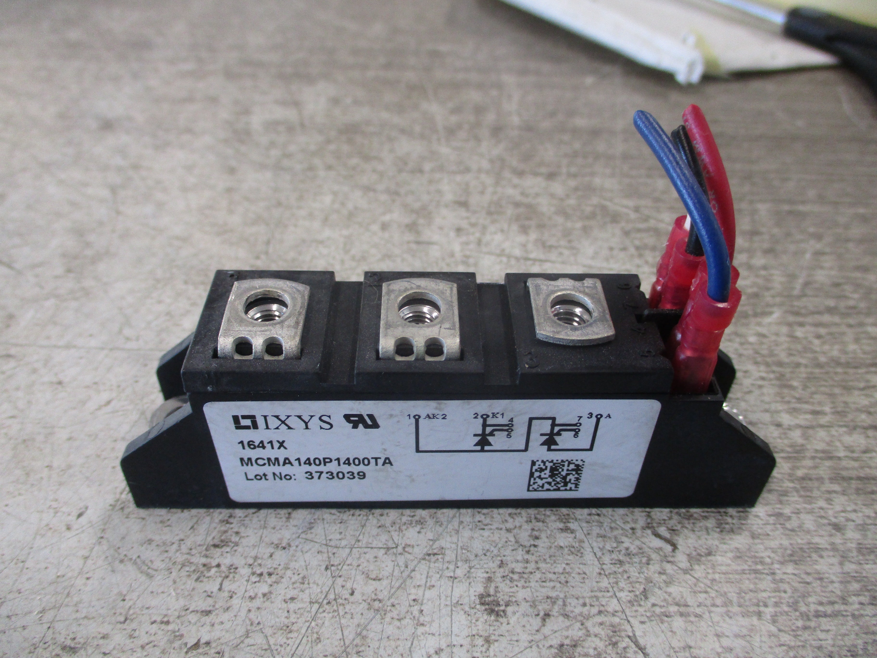 IXYS Thyristor MCMA140P1400TA Used