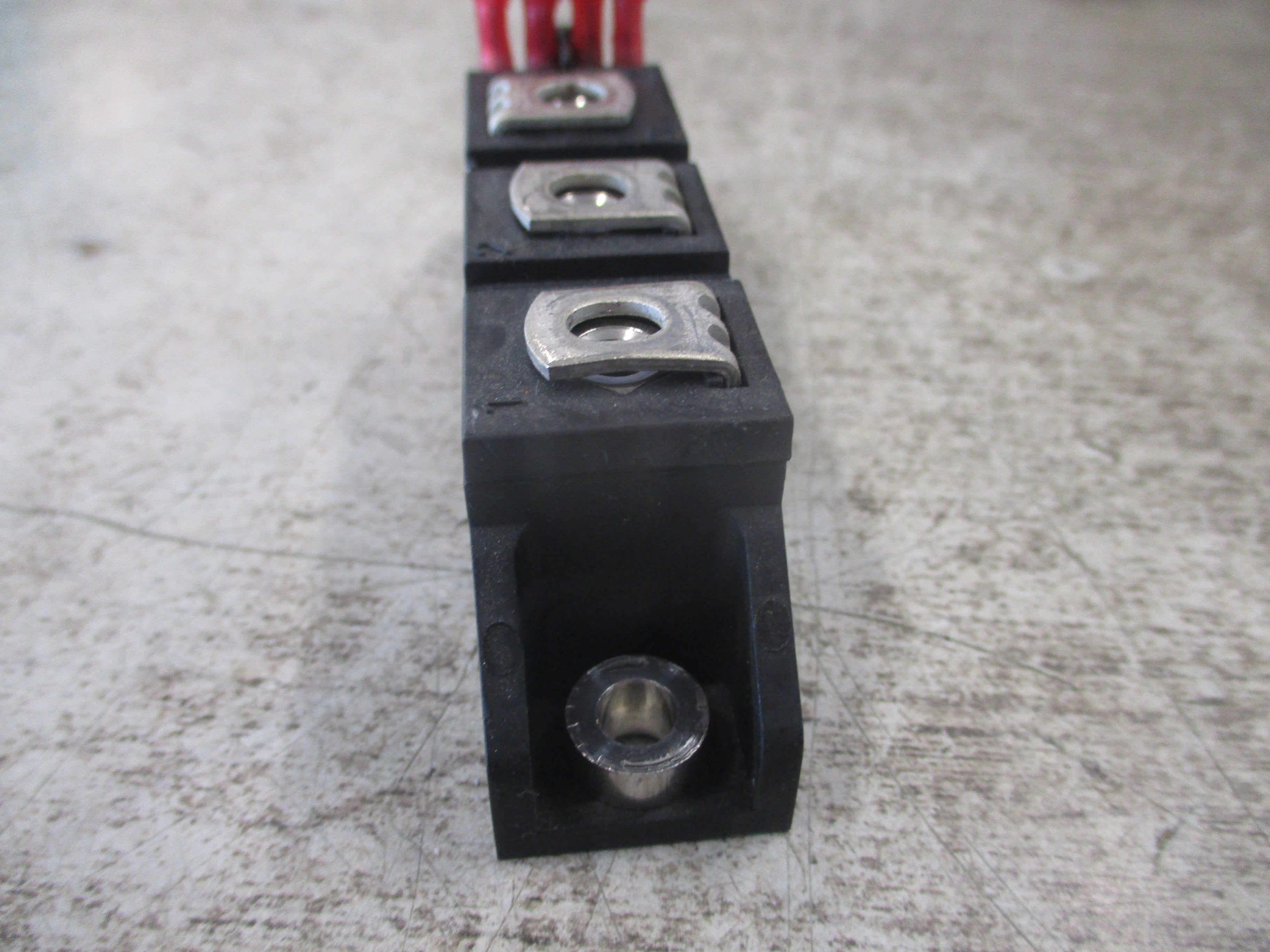 IXYS Thyristor MCMA140P1400TA Used