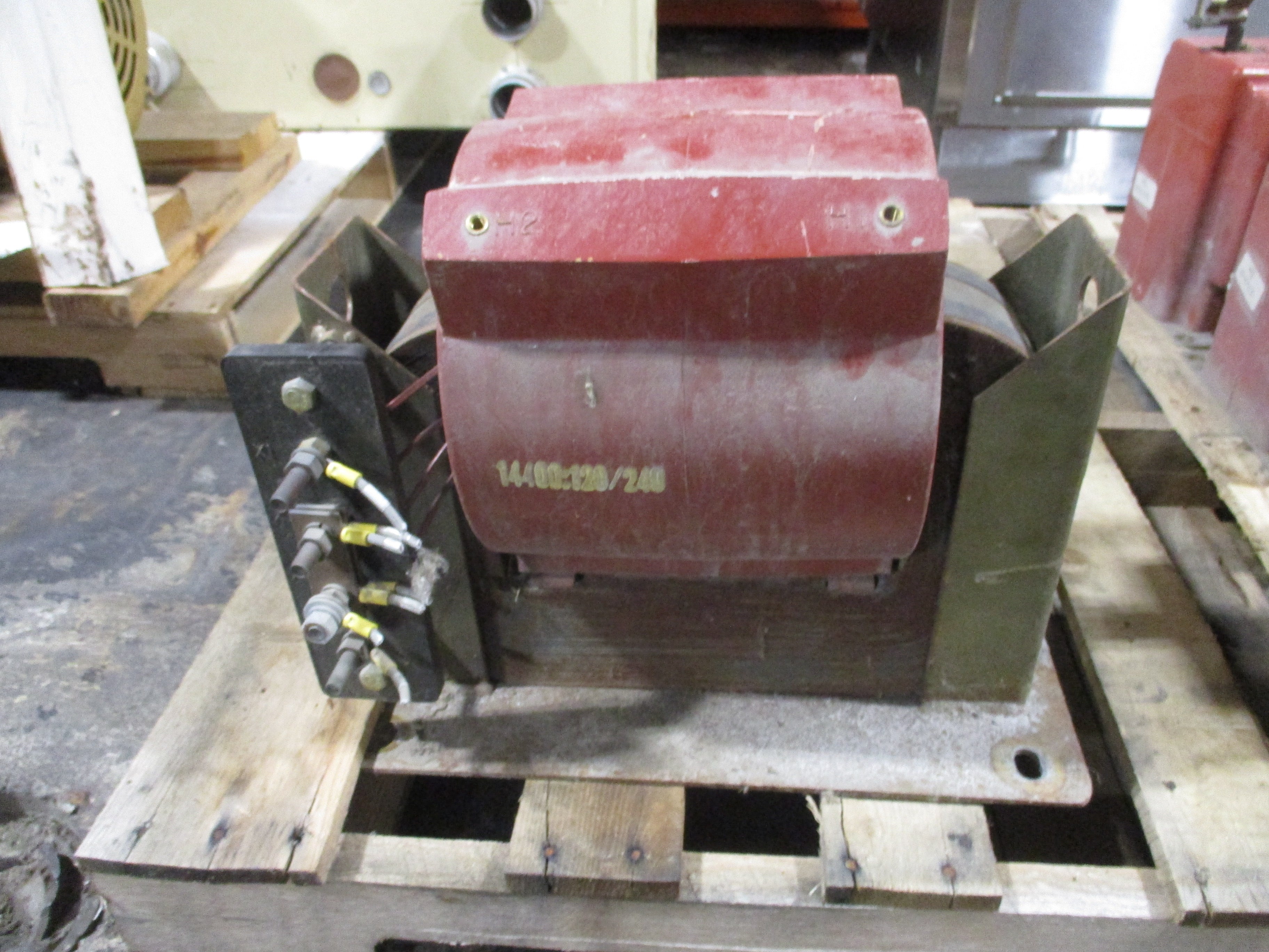 Instrument Transformers Control Power Transformer CPT5-95-5-1442 5KVA