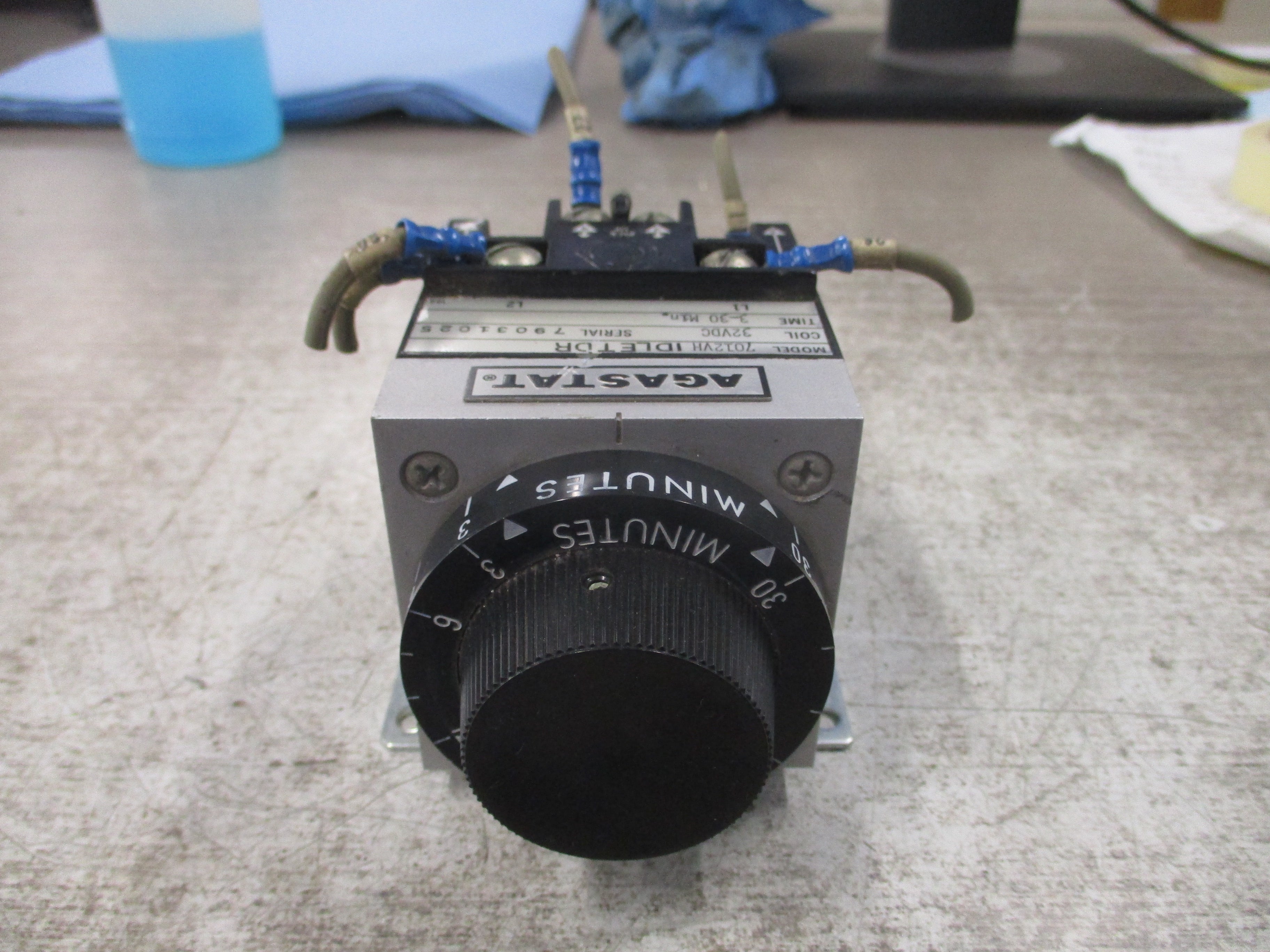 Agastat Timer 7012VH IDLETDR 32VDC Coil Time: 3-30 Min Used