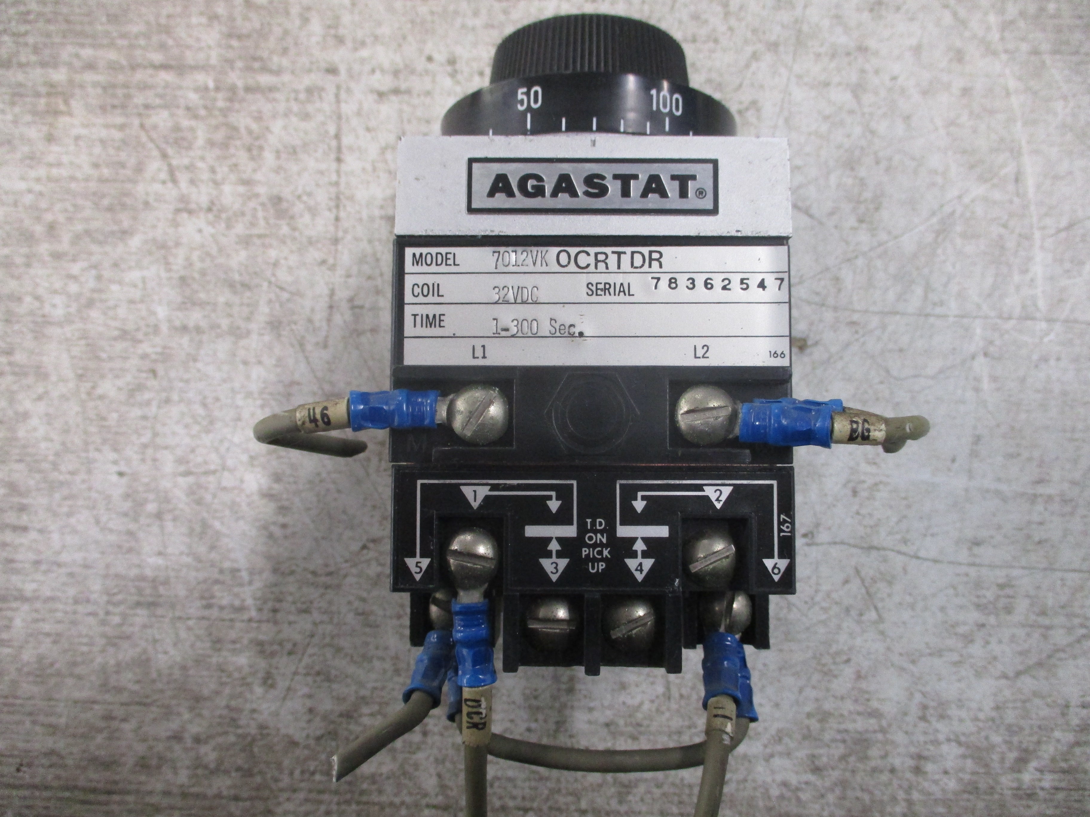 Agastat Timer 7012VK OCRTDR 32VDC Coil Time: 1-300 Sec Used
