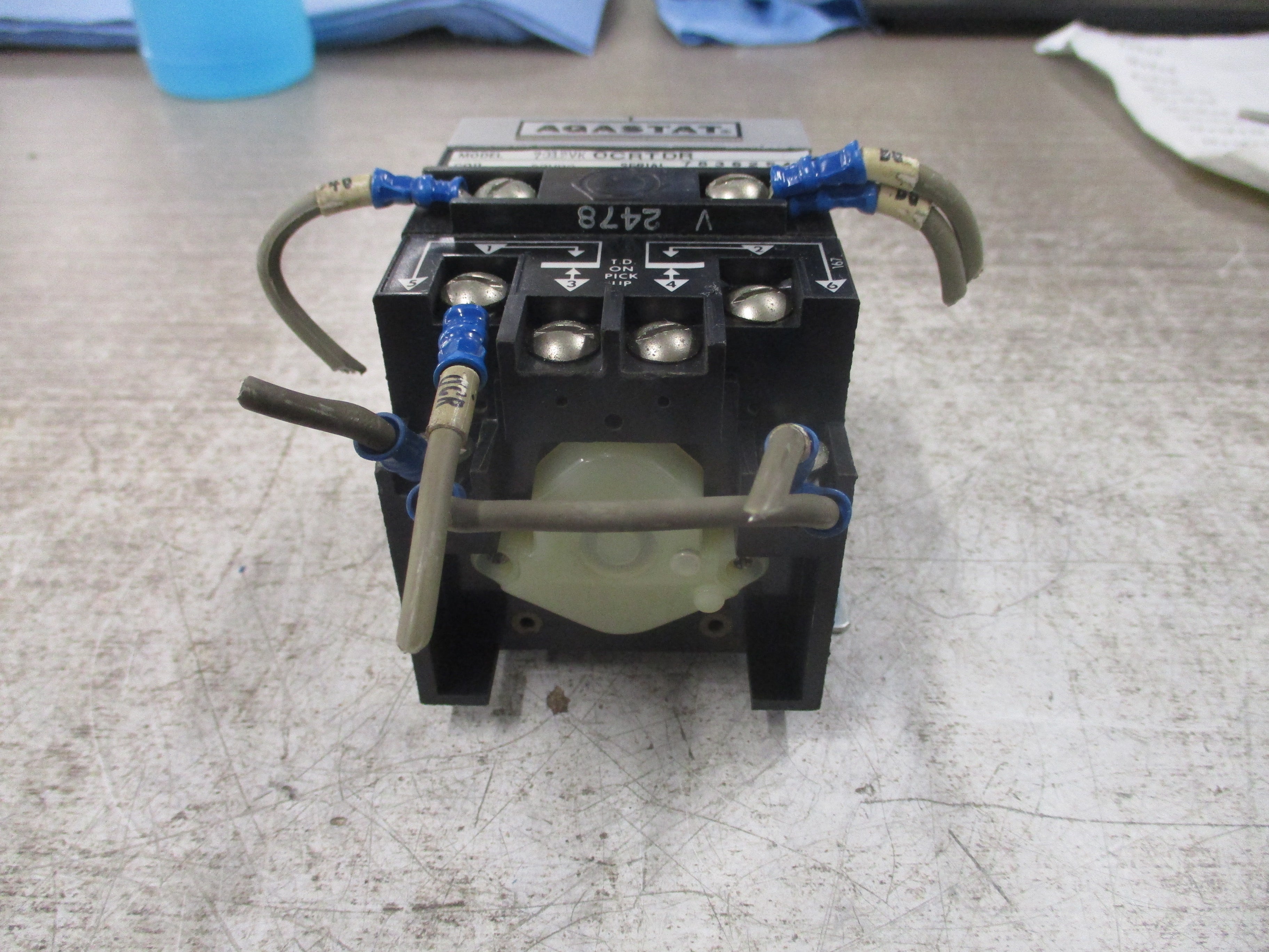 Agastat Timer 7012VK OCRTDR 32VDC Coil Time: 1-300 Sec Used