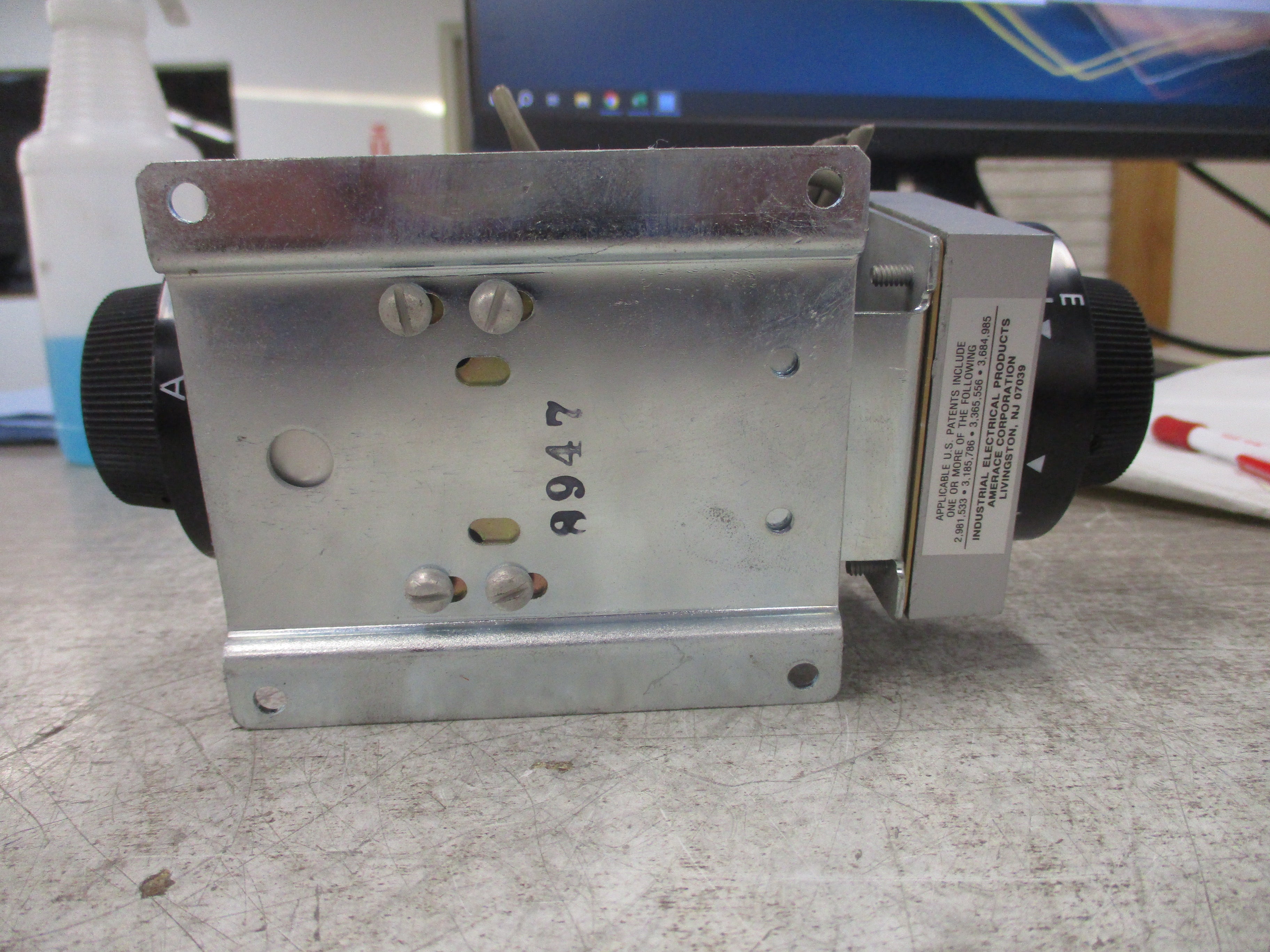 Agastat Double Head Timer 7032VCC 32VDC Coil Time: 2-20 Sec / 2-20 Sec Used