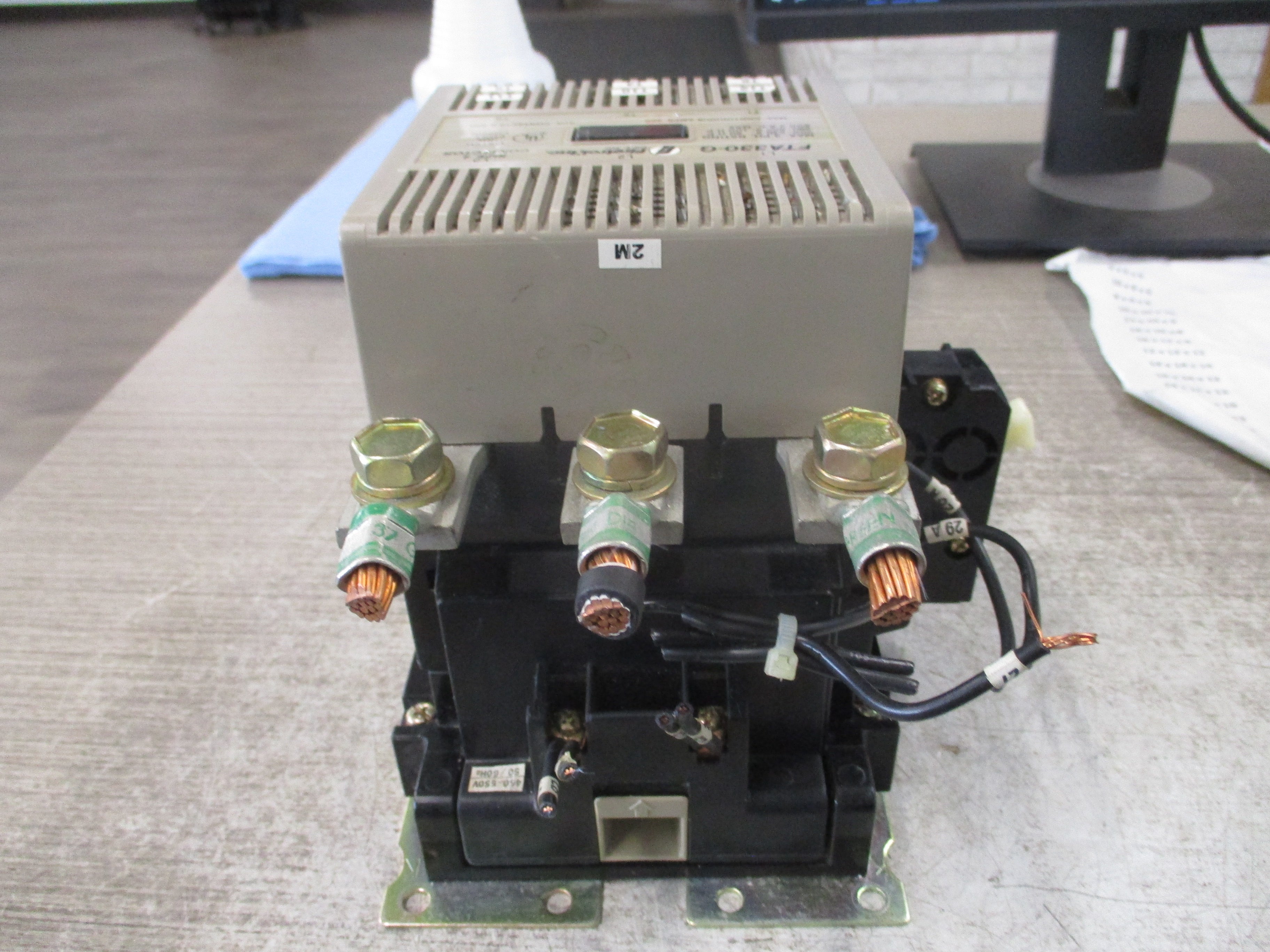 Firetrol Size 4 Contactor FTA330-G 460-550V Coil 200A 600V (1) Lug Used