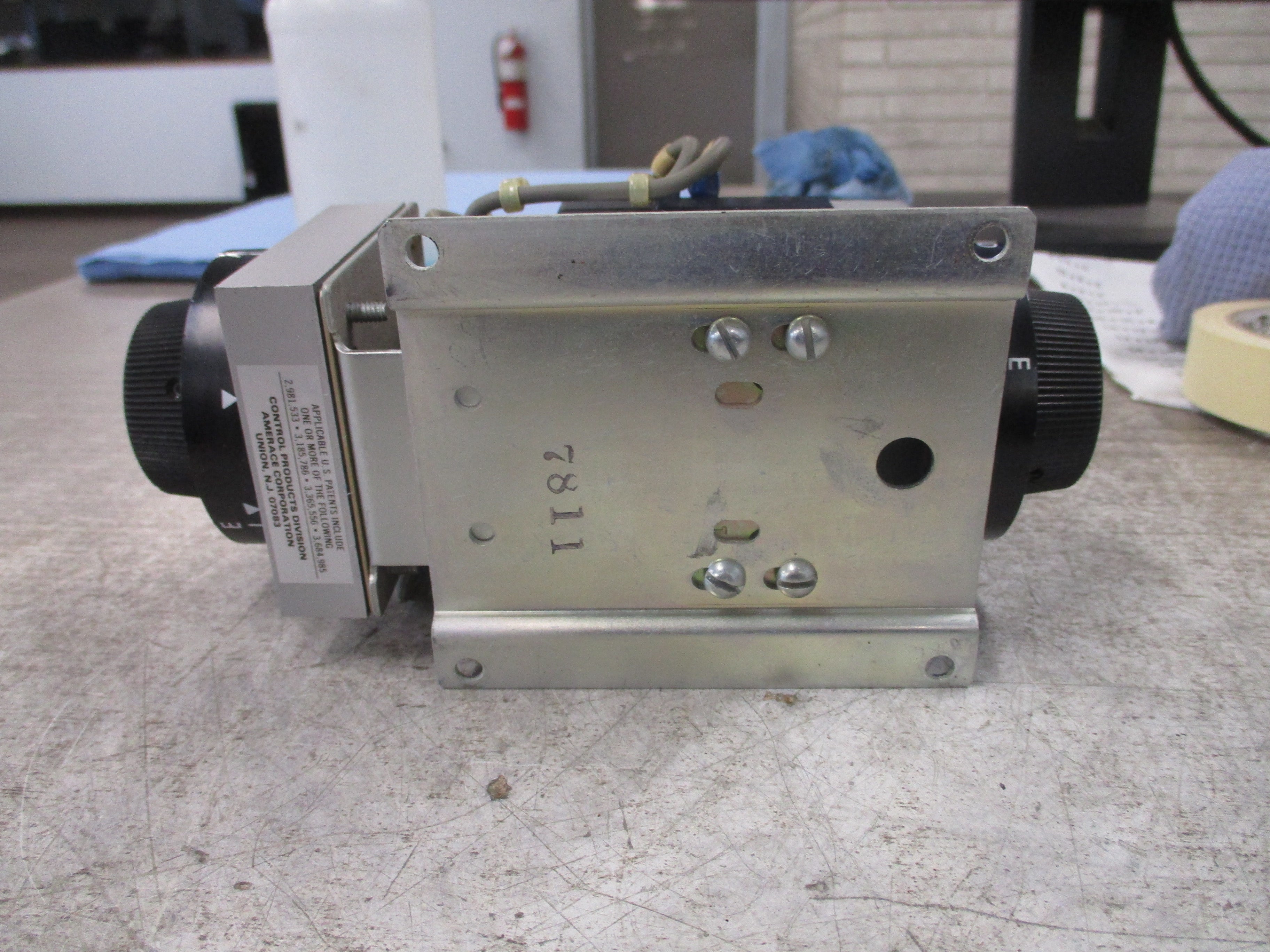 Agastat Double Head Timer 7032VCC CR-INT-TDR 32VDC Coil Time: 2-20 sec/2-20 sec