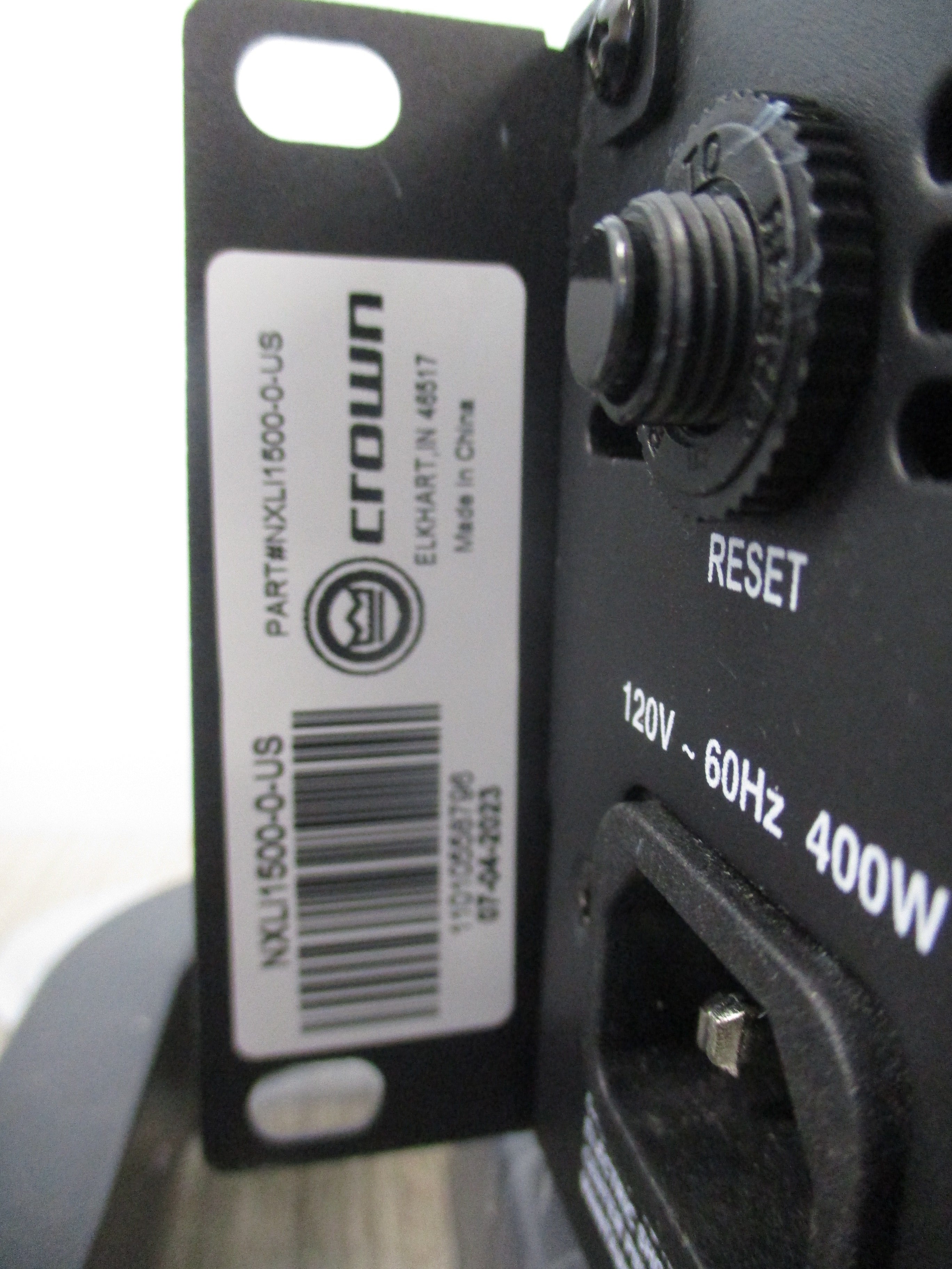 Crown XL:1500 Professional Audio Amplifier NXLI1500-0-US 400W 120V 60Hz Used