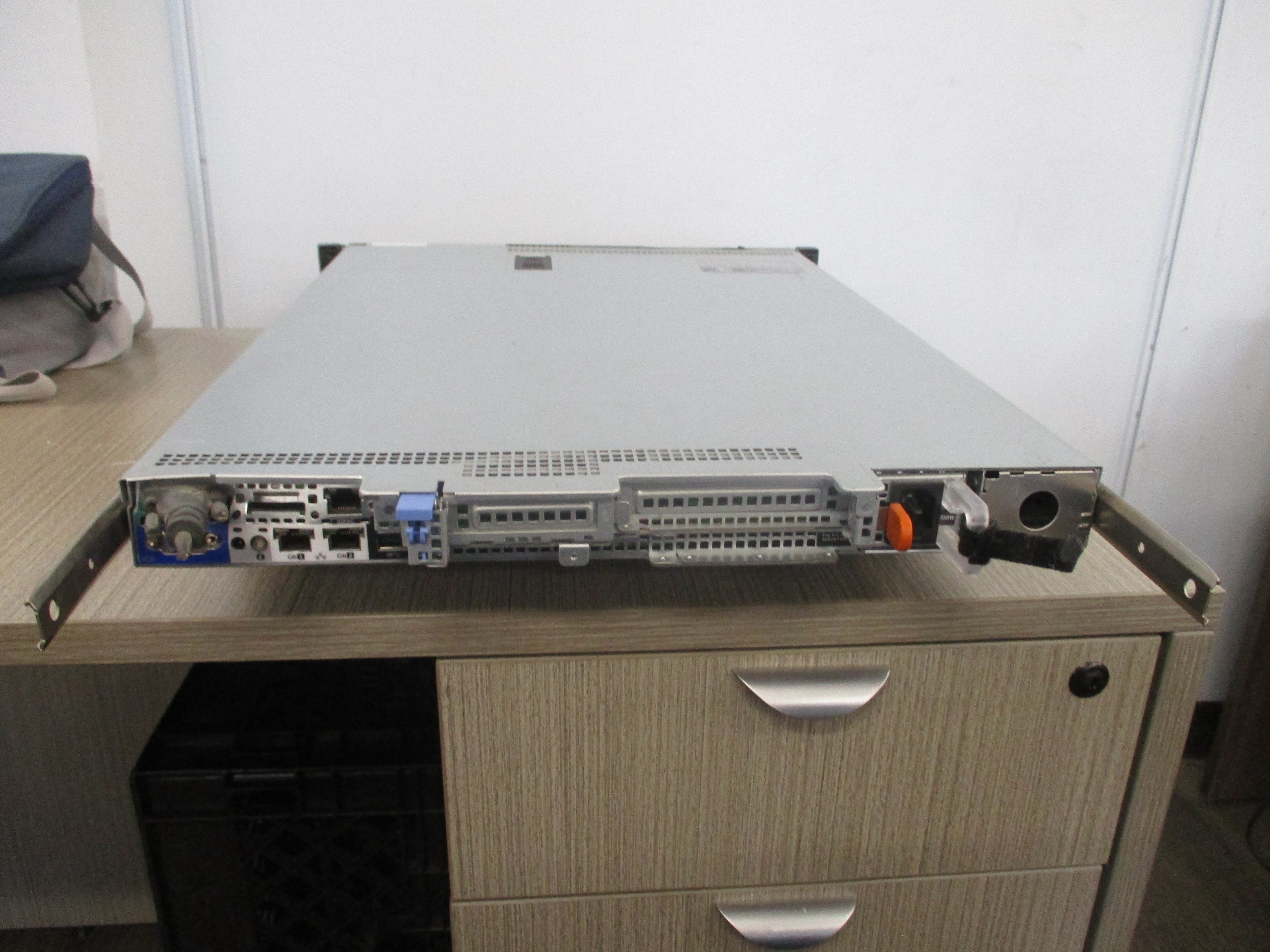 Dell PowerEdge Rackmount Server R330 Intel Xeon E3-1220 3.06Hz 8GB DDR4 RAM