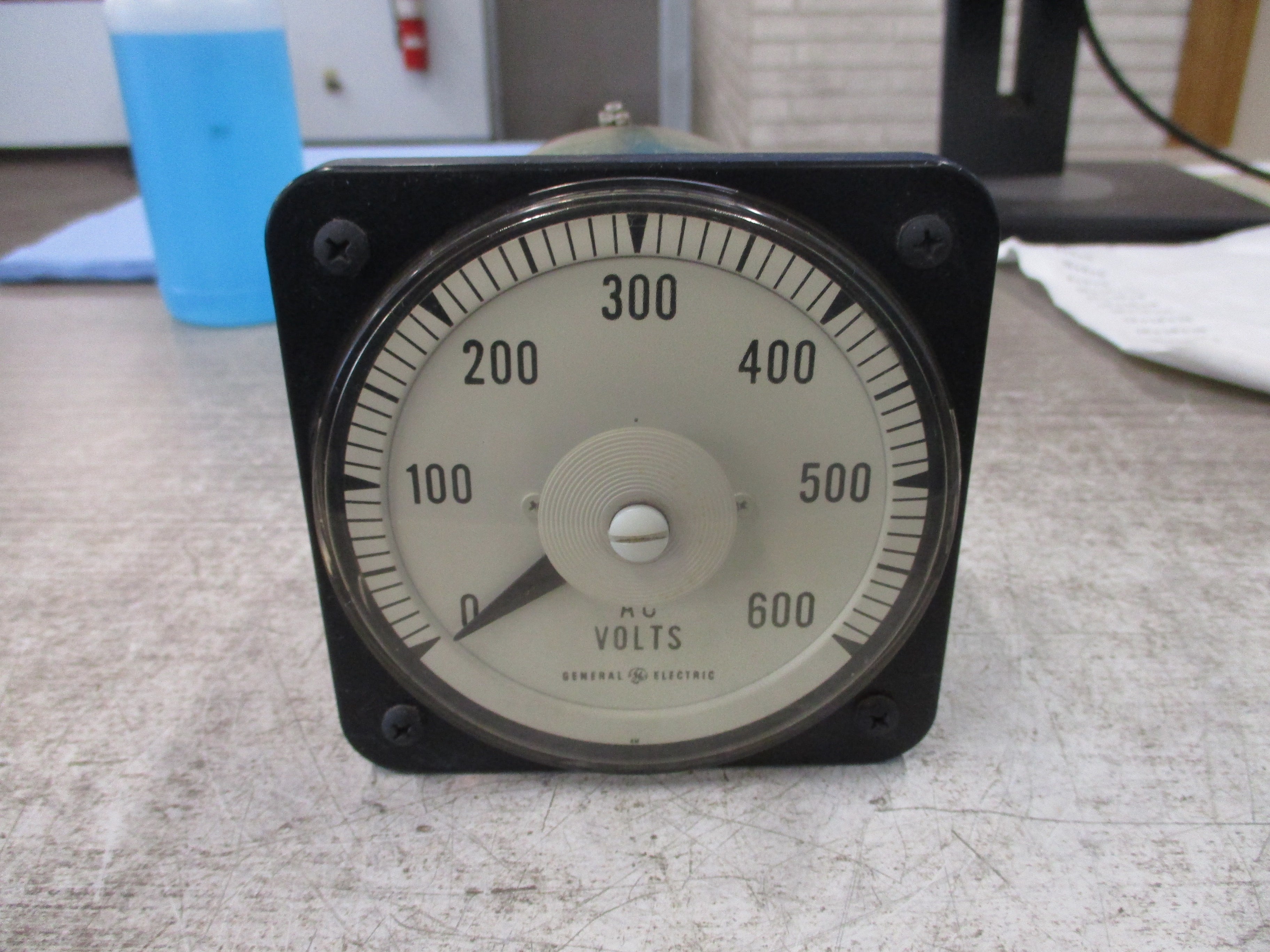 GE AC Voltmeter Range: 0-600V Used