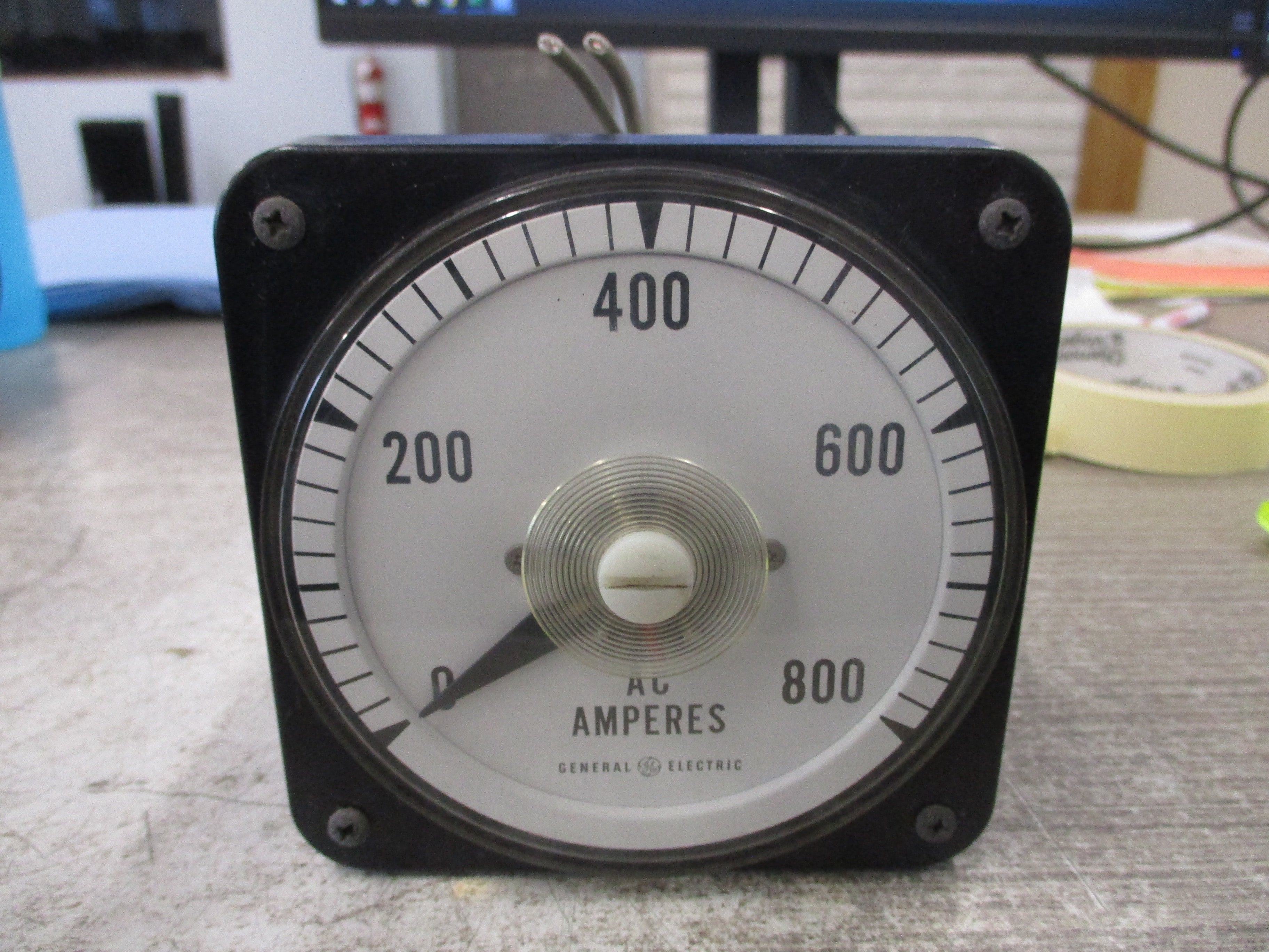 GE AC Ammeter 103131LSSN7PRB/P Range: 0-800A Used