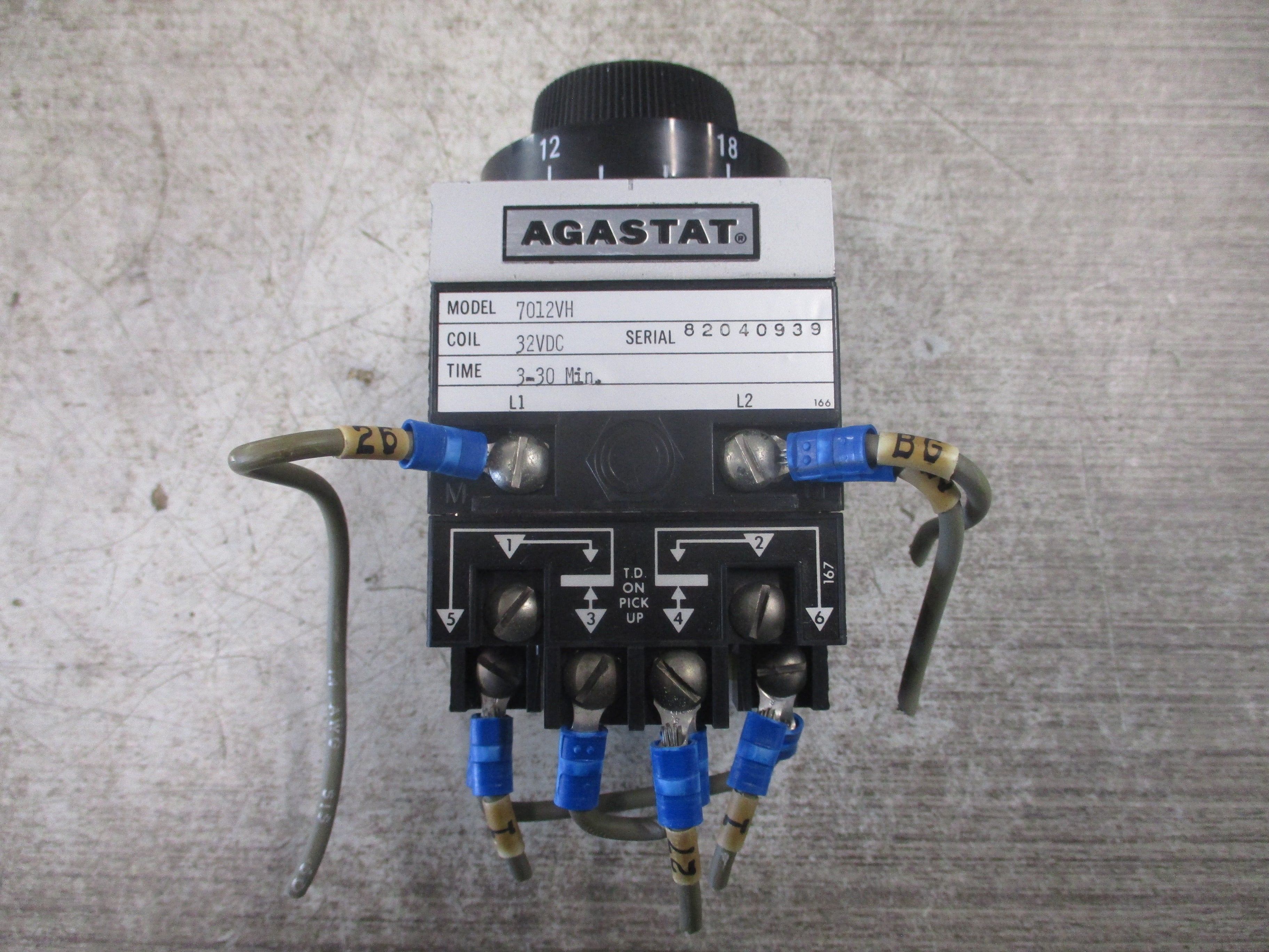 Agastat Timer 7012VH 32VDC Coil Time: 3-30 Min. *Broken Dail* Used