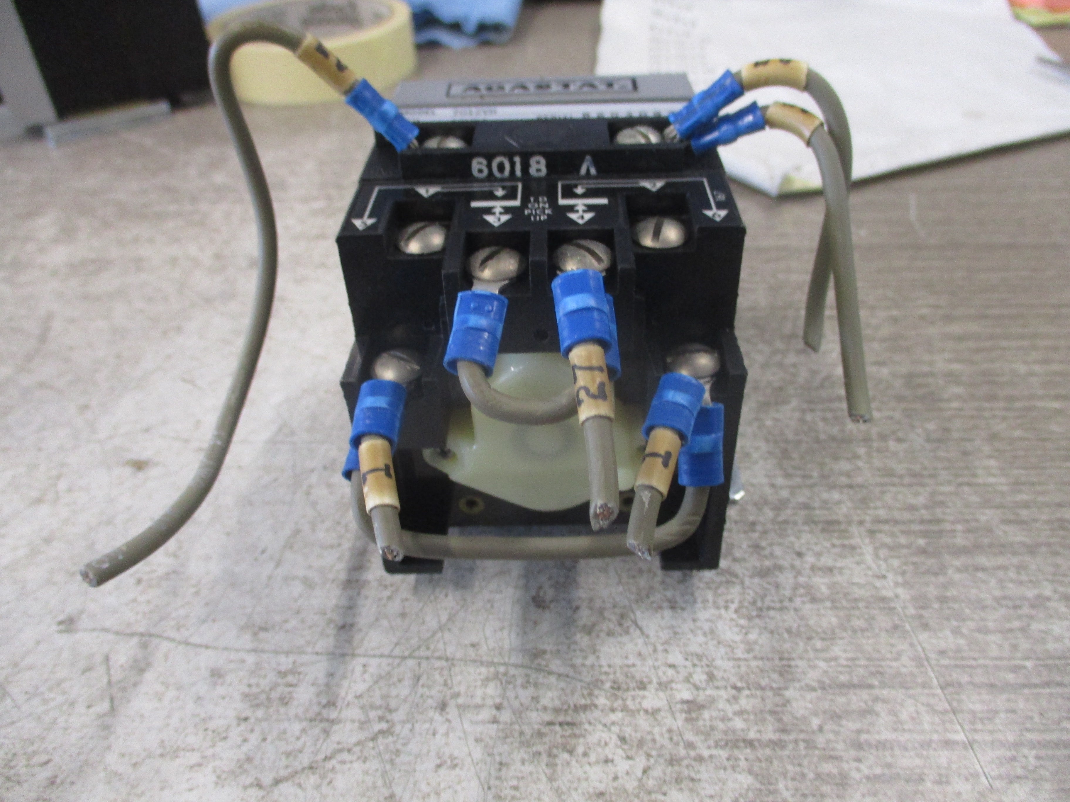 Agastat Timer 7012VH 32VDC Coil Time: 3-30 Min. *Broken Dail* Used