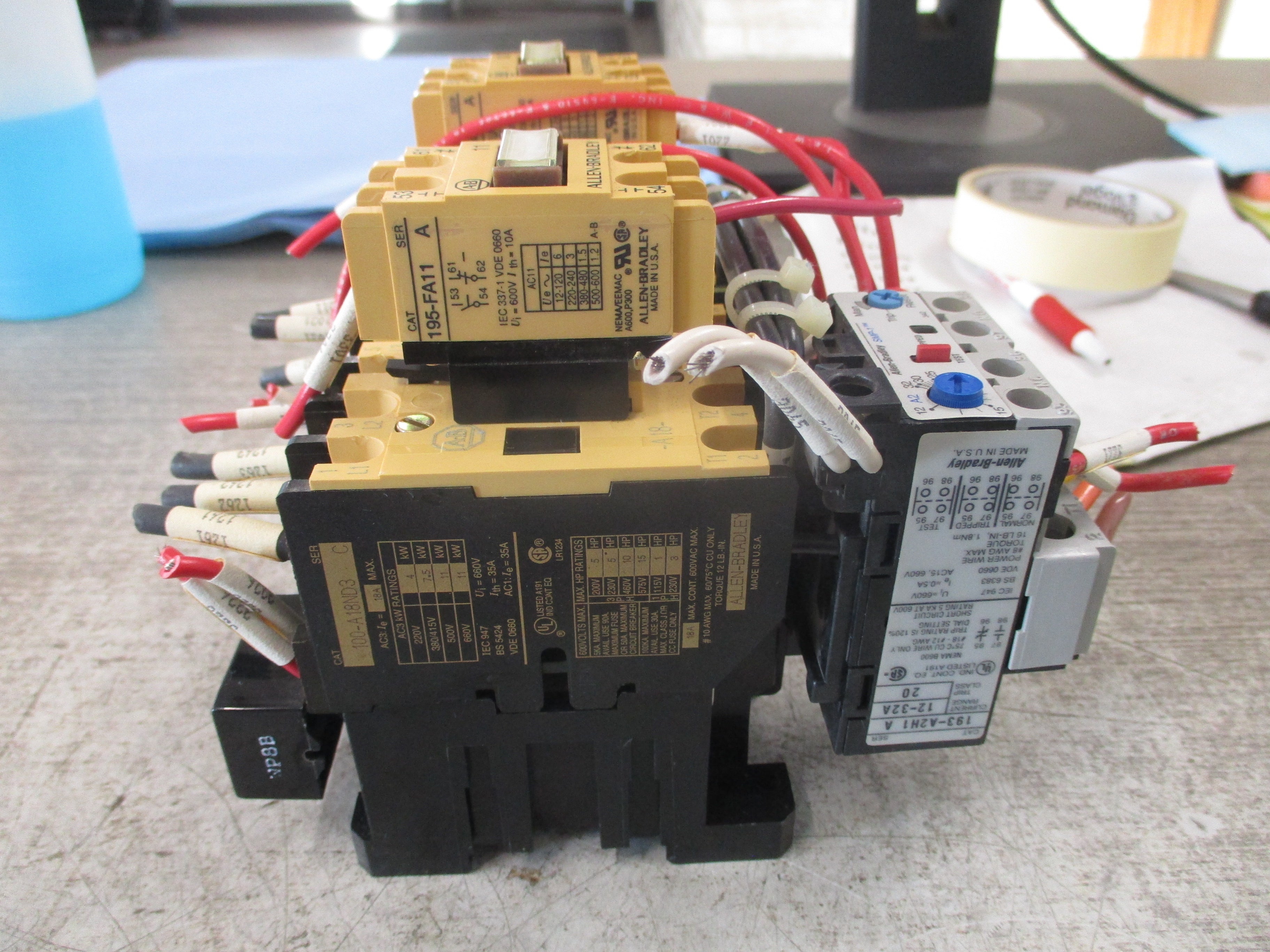 Allen-Bradley Reversing Starter 100-A18ND3/193-A2H1 120V Coil Trip: 12-32A