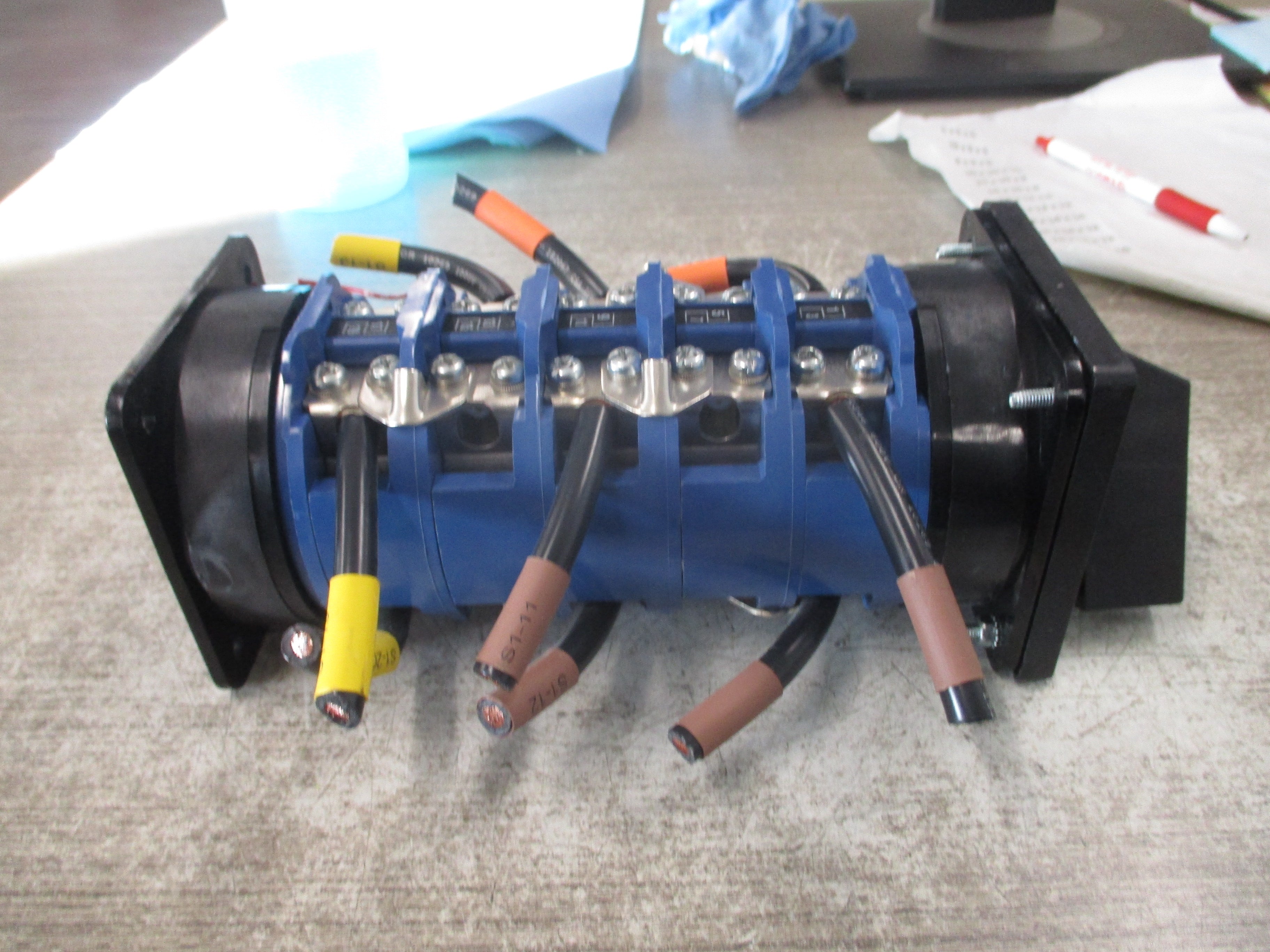 Kraus & Naimer C80 UPS Service Bypass Rotary Switch USM663 100A 600V