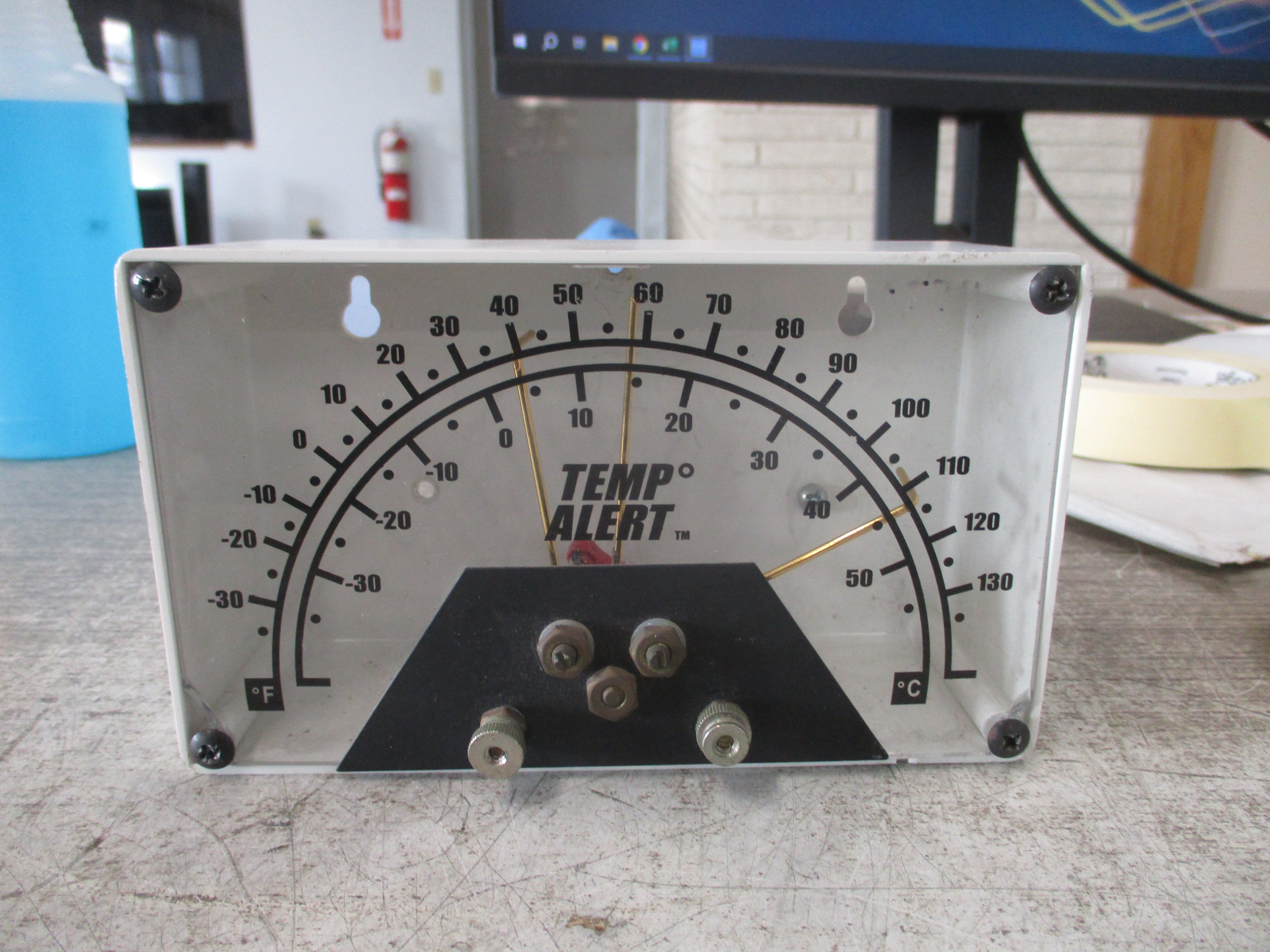 Winland Electronics Termp-Alert Powerless Temperature Monitor TA-1 Used