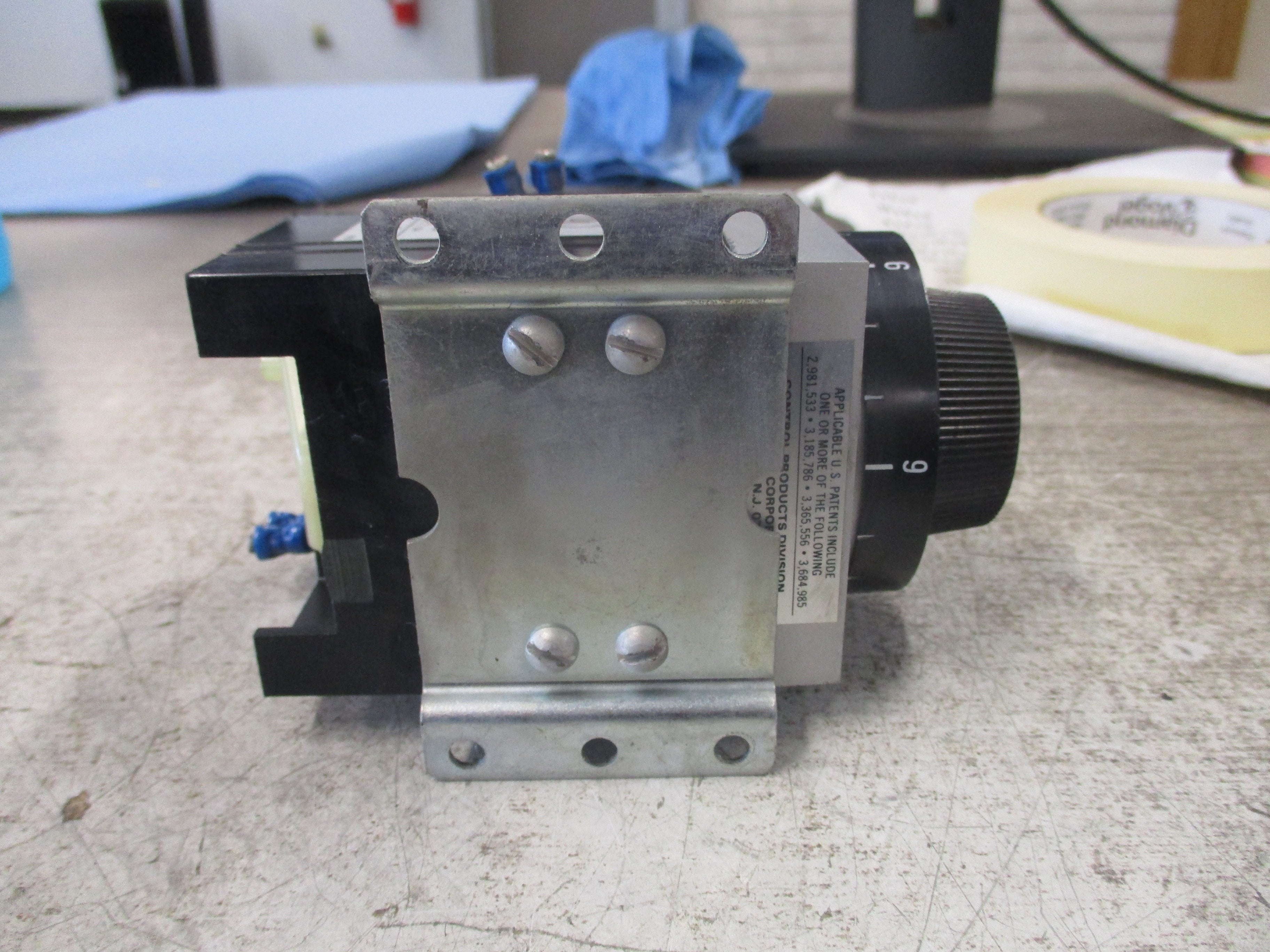 Agastat Timer 7012VC UFTDR 32VDC Coil Time: 1.5-15 sec Used