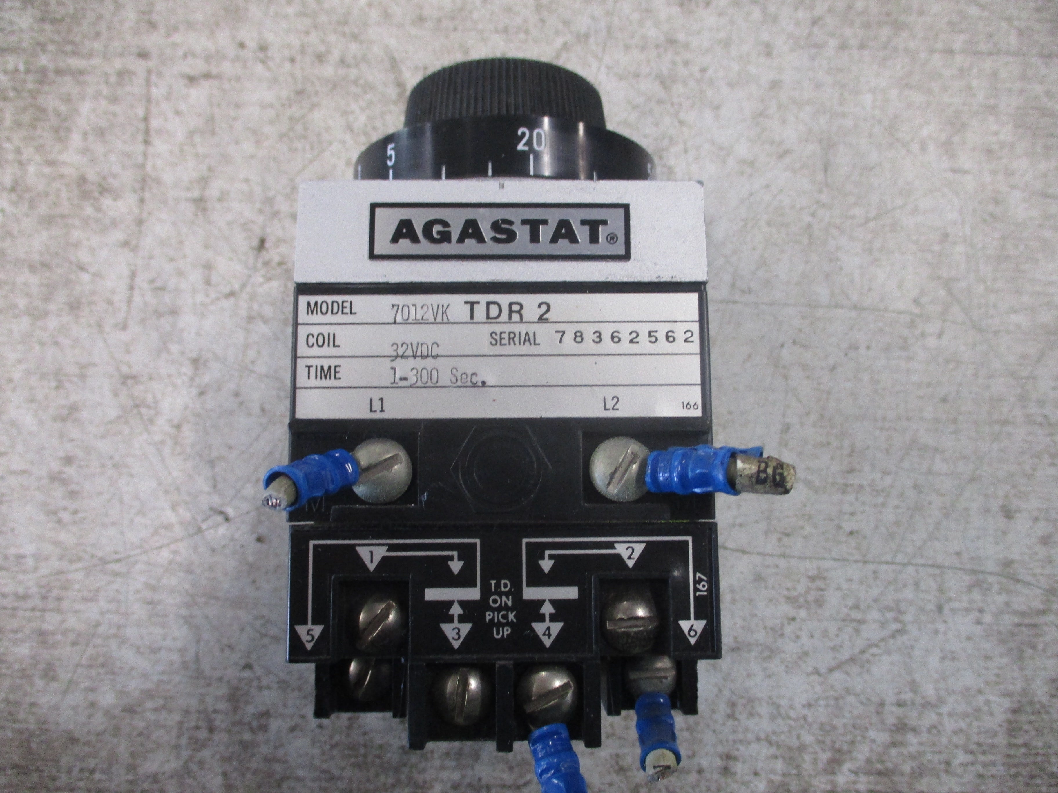 Agastat Timer 7012VK TDR 2 32VDC Coil Time: 1-300 sec Used