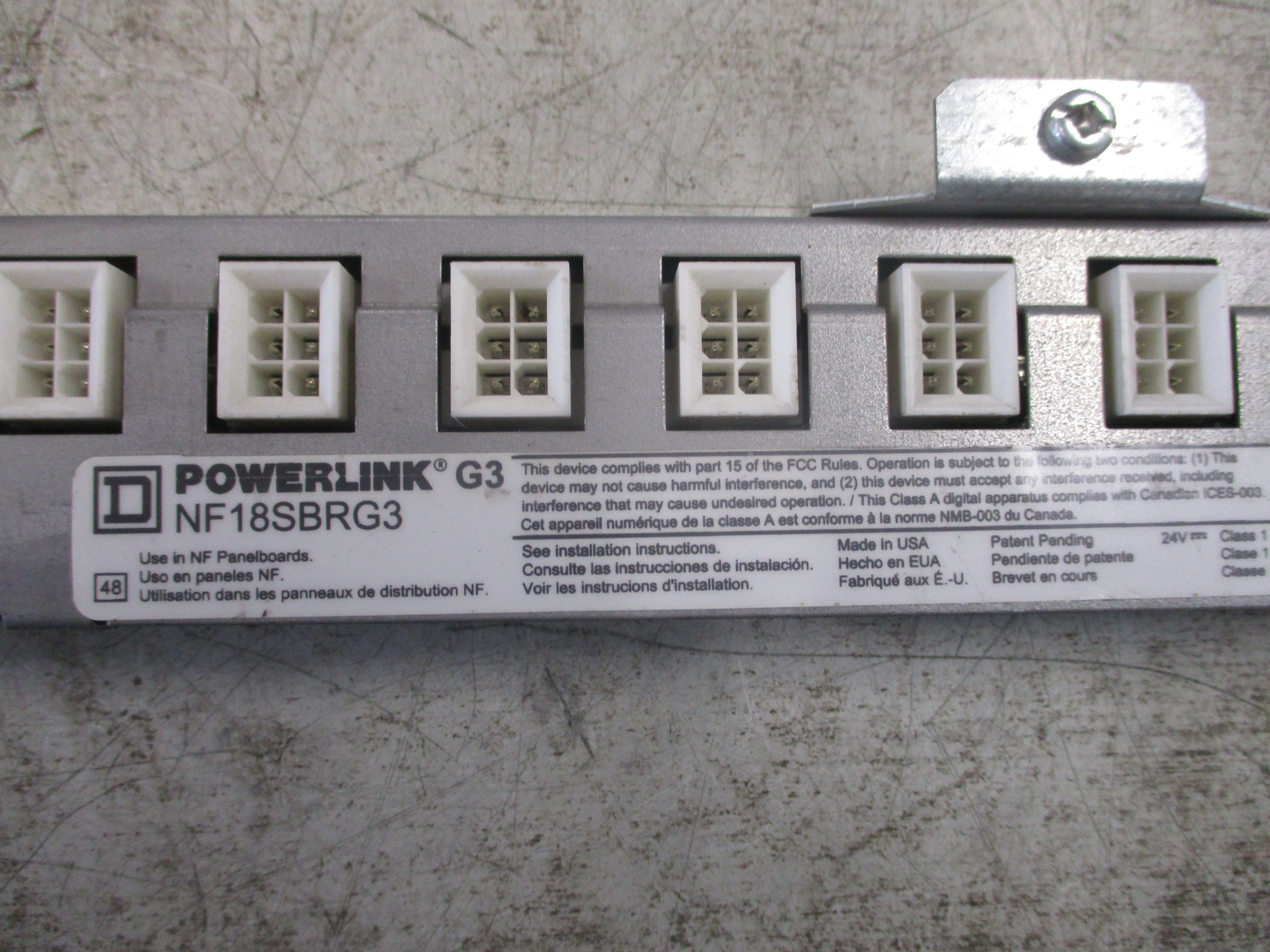 Square D Powerlink G3 Circuit Control Bus NF18SBRG3 *Missing (1) Mounting Screw* Used