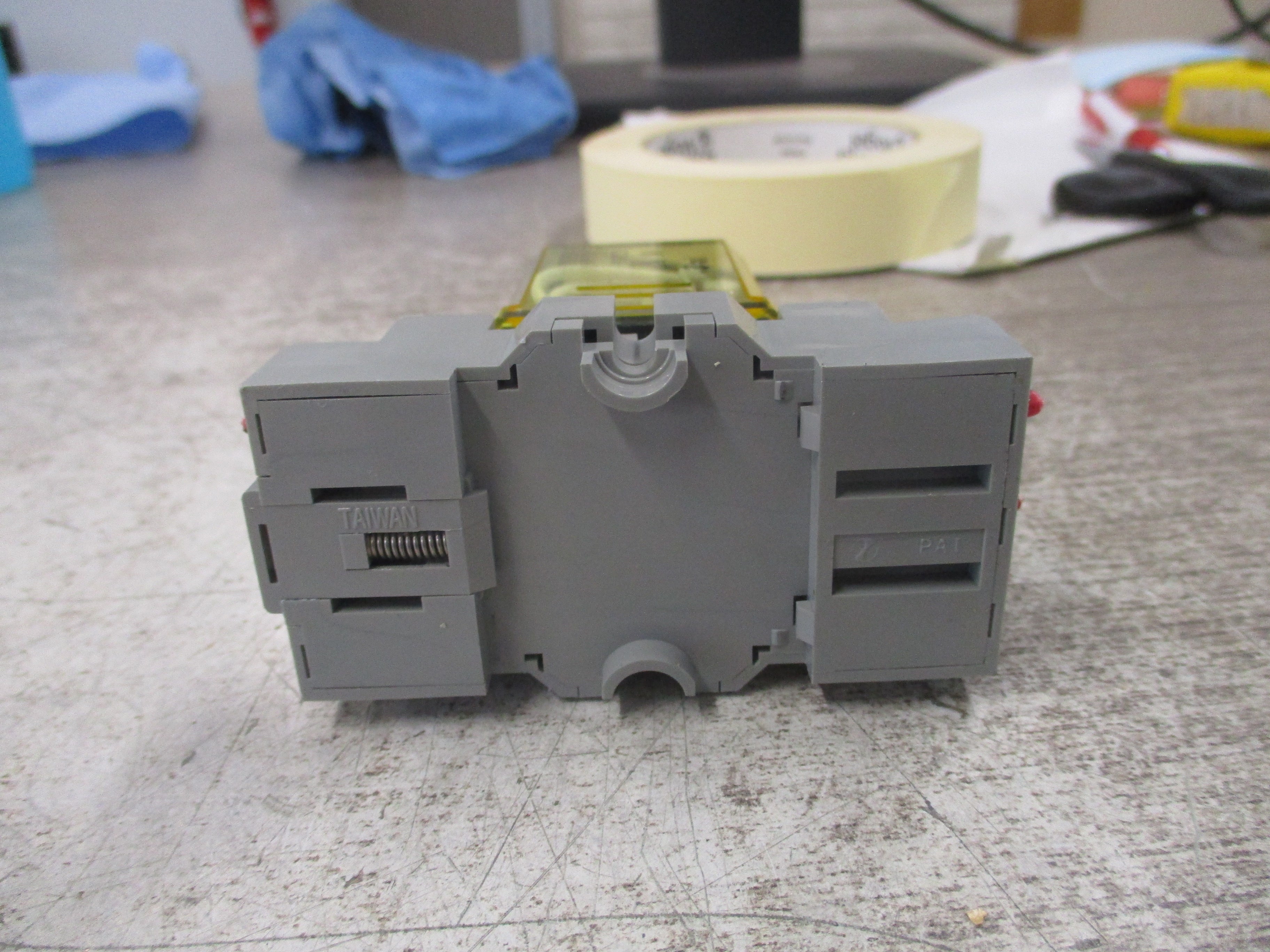 Idec Relay PR3B-U 24V Coil W/Base Used