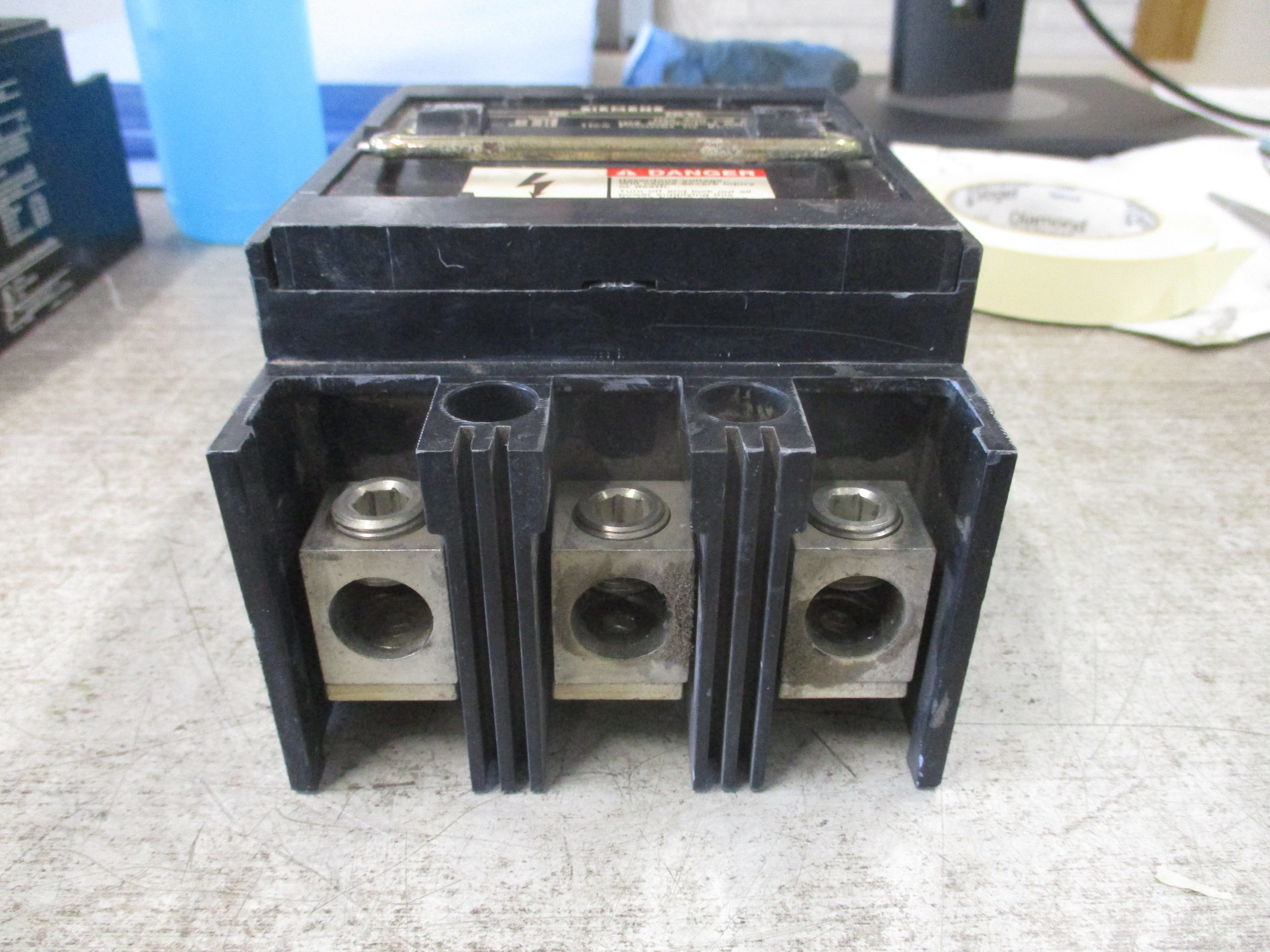 Siemens Fuse Pullout Switch TFP323 100A 240V 3P Used