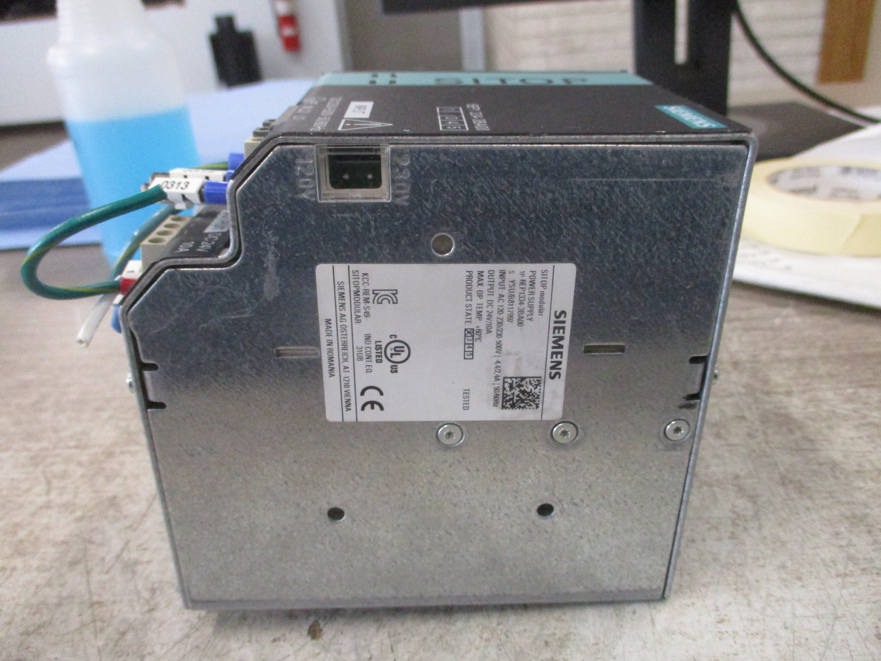 Siemens SITOP Power Supply 6EP1 334-3BA00 Input: AC 120-230/230-500V 4.4/2.4A