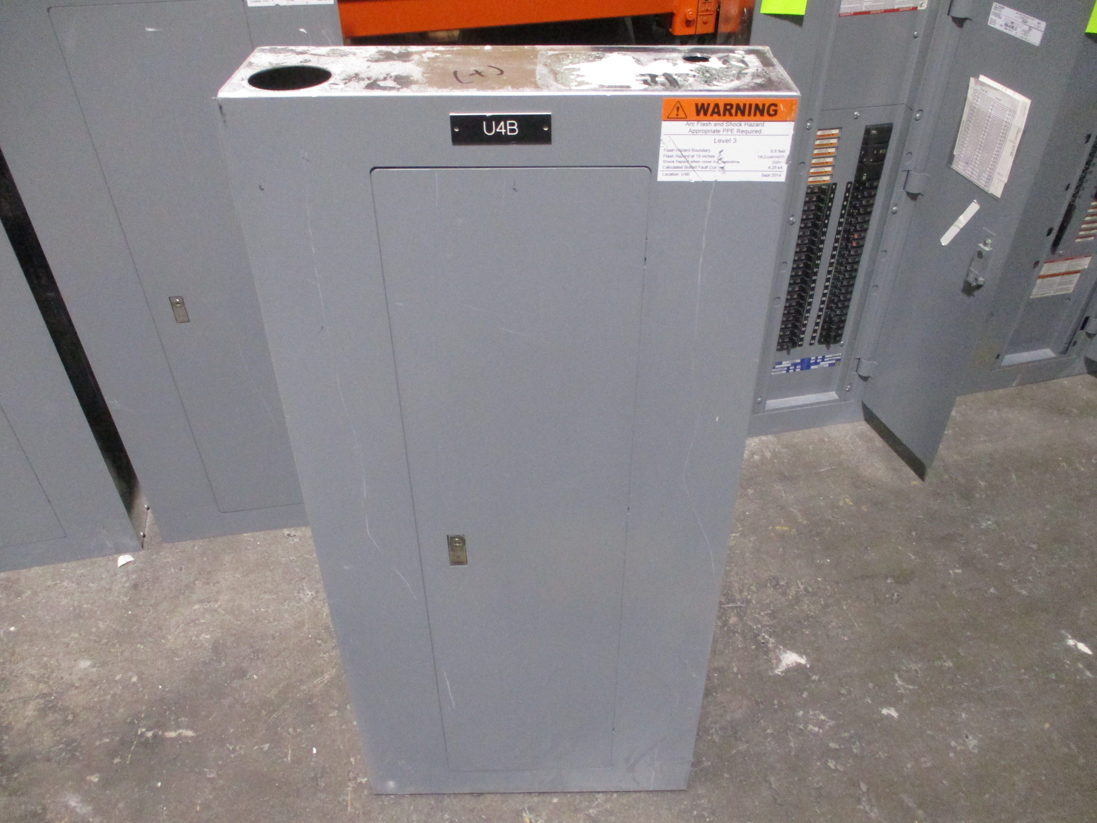 Square D Main Breaker Circuit Breaker Panel 12219851720070001 125A Main 125A Max