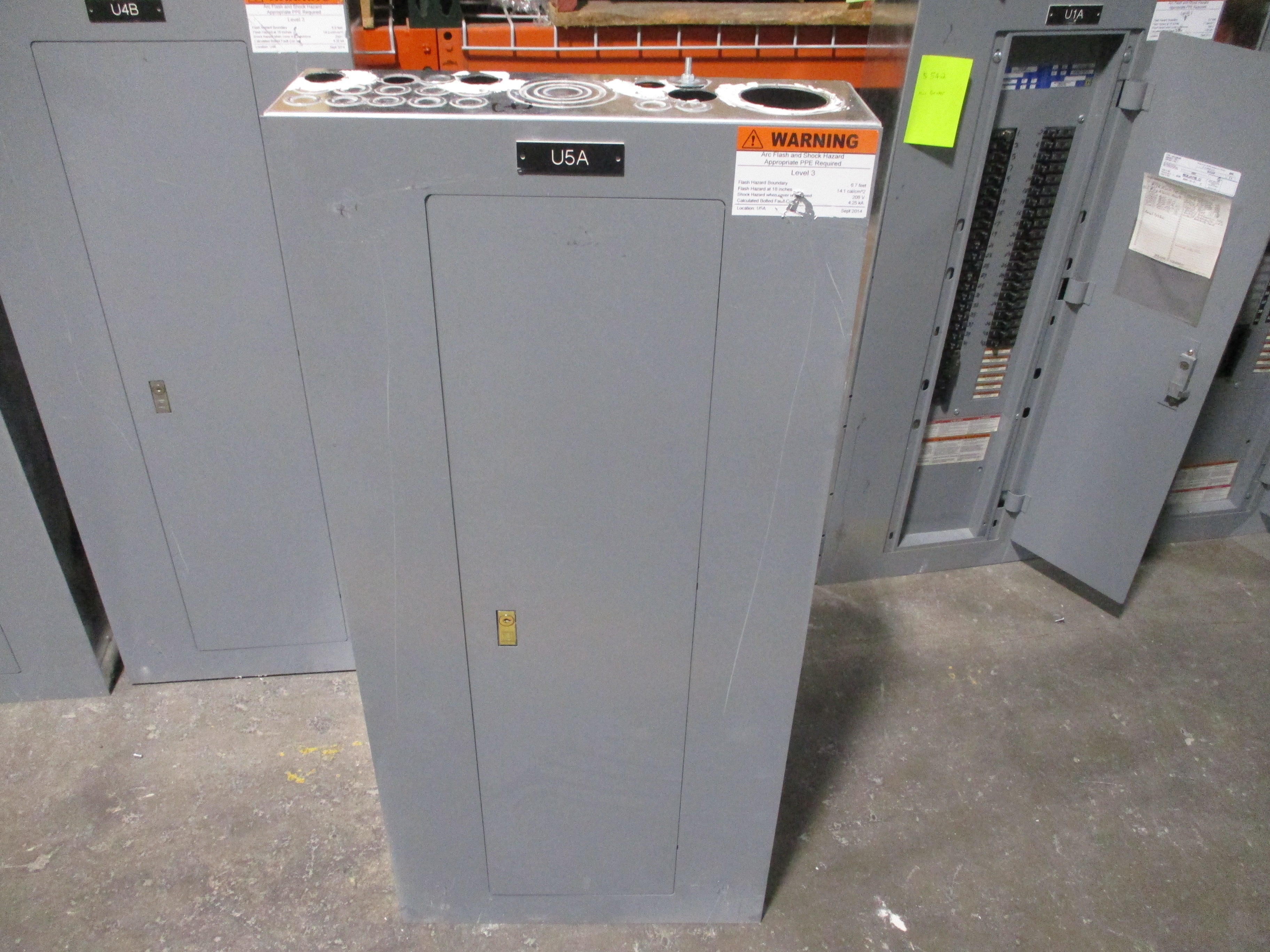 Square D Main Breaker Circuit Breaker Panel 12219851720090001 125A Main 125A Max