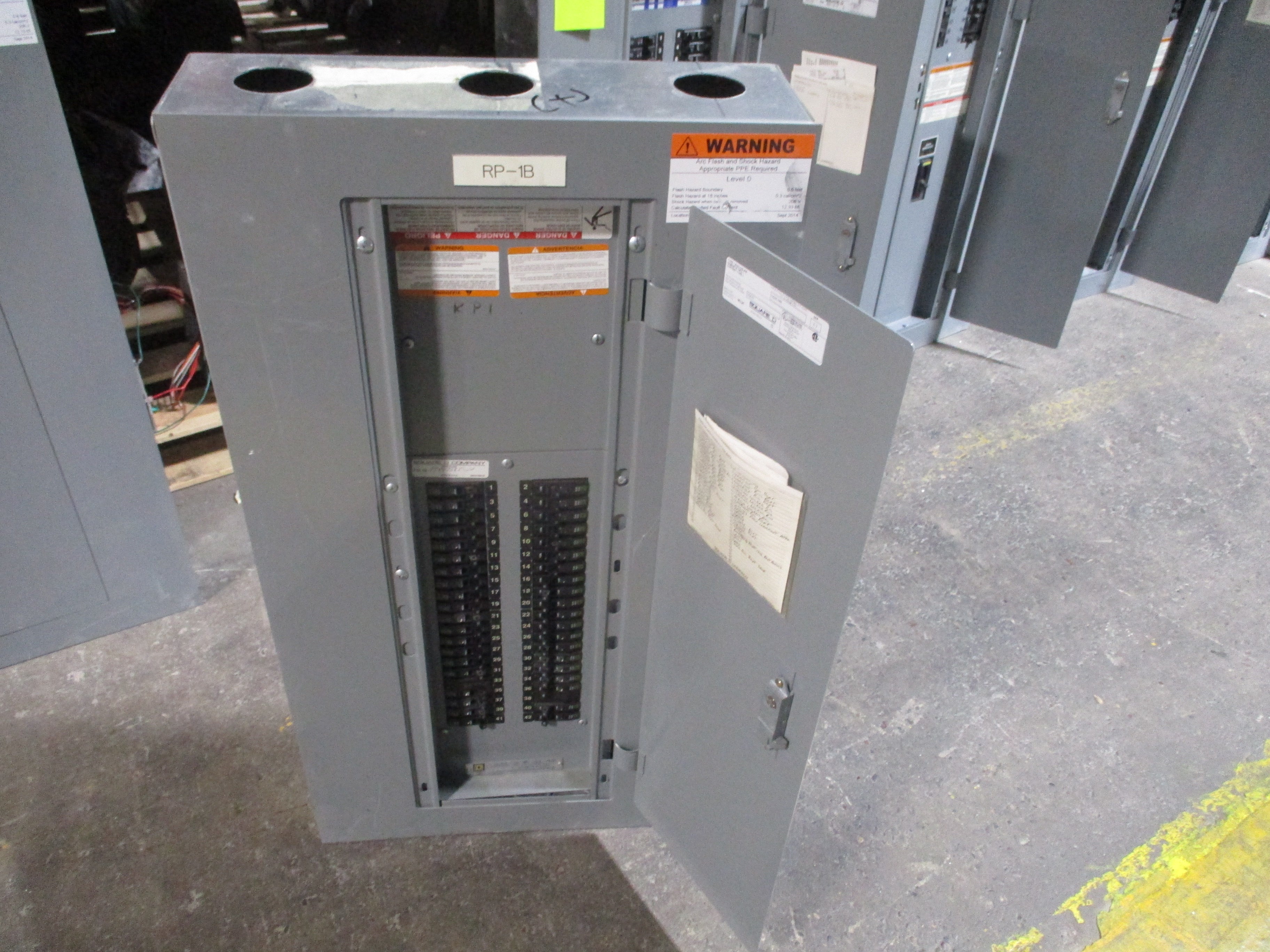 Square D Main Lug Circuit Breaker Panel NQOD442L225CUNL 208Y/120V 225A Max 3Ph