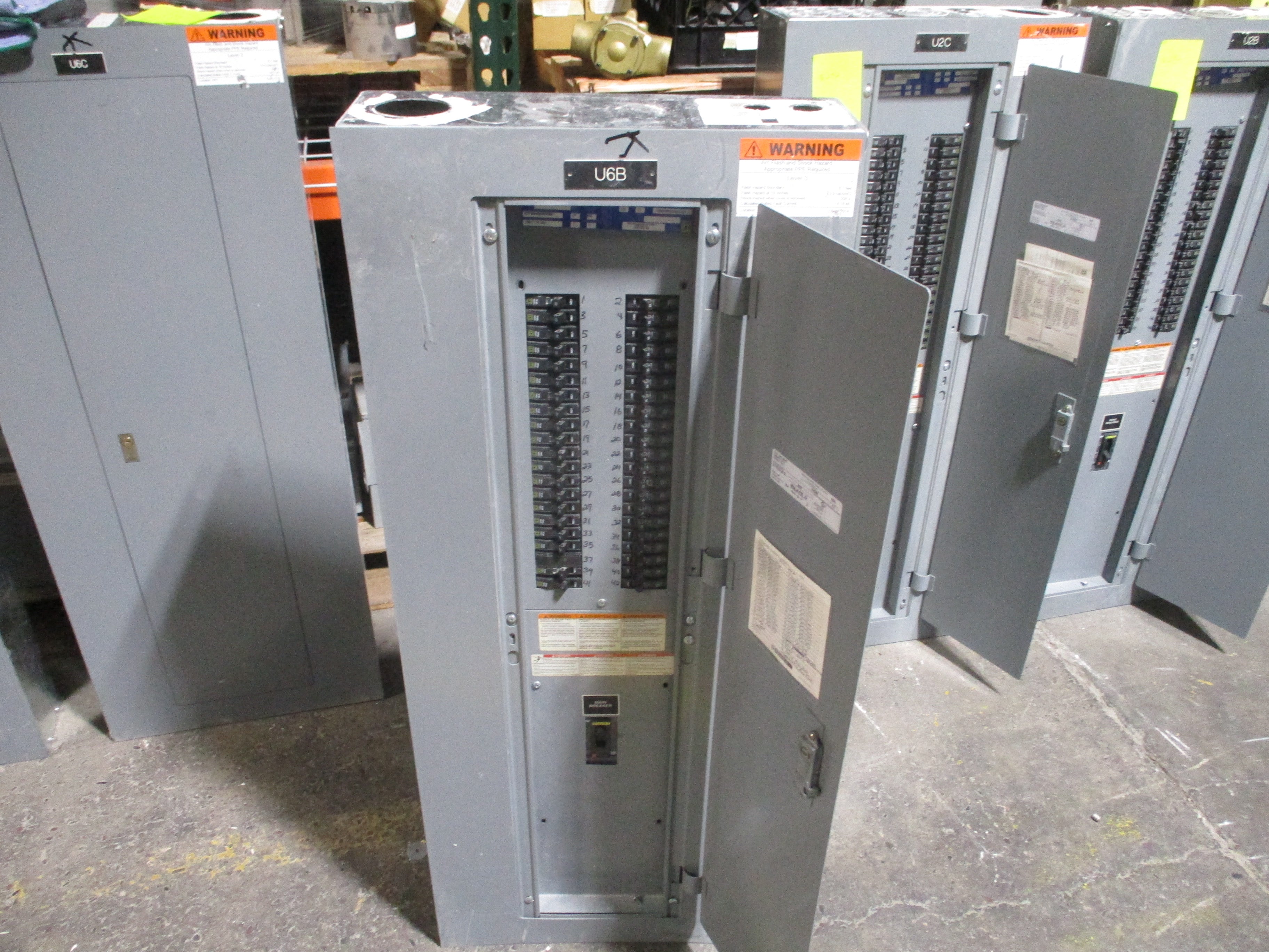 Square D Main Breaker Circuit Breaker Panel 12224068860020001 125A Main 125A Max