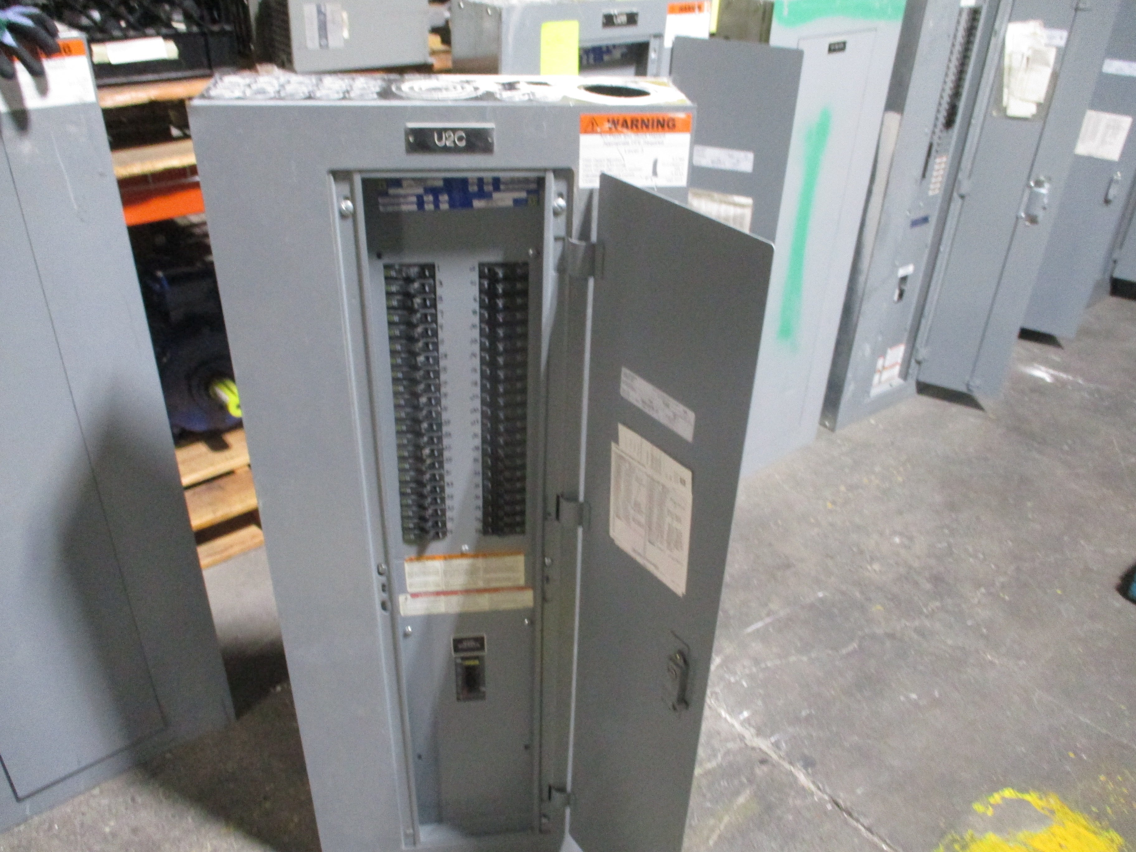 Square D Main Breaker Circuit Breaker Panel 12224323970070001 125A Main 125A Max