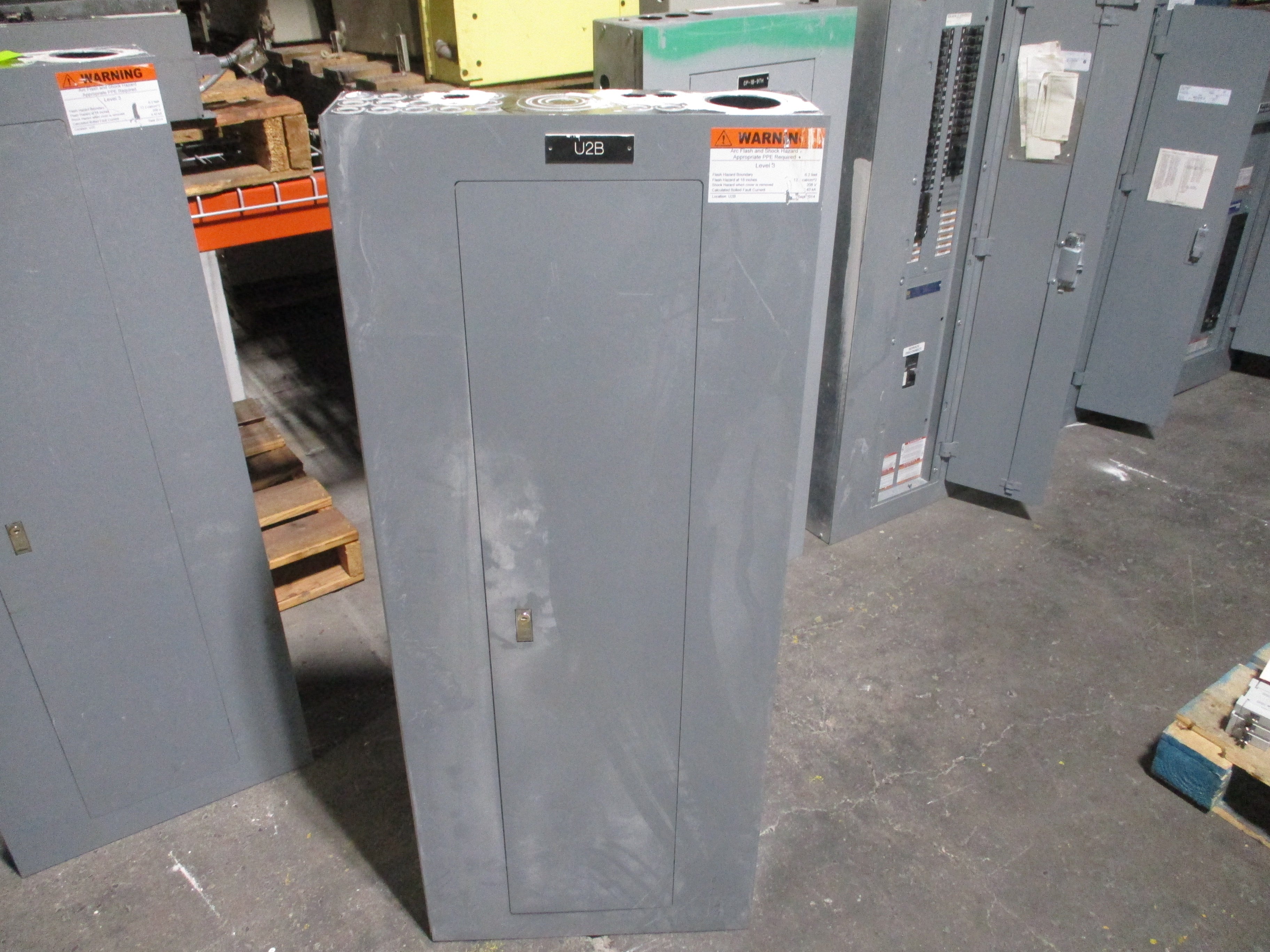 Square D Main Breaker Circuit Breaker Panel 12224323970080001 125A Main 125A Max