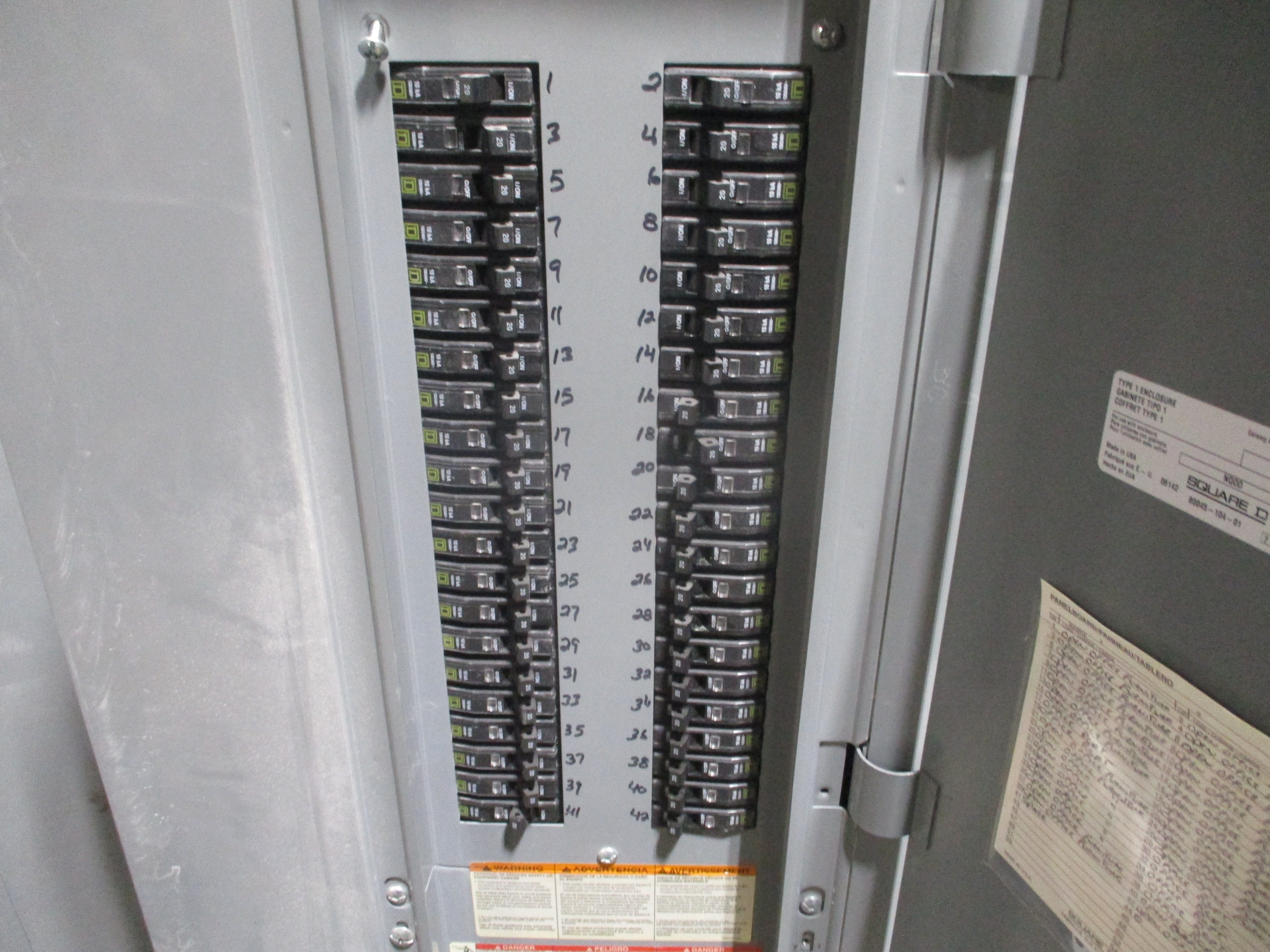 Square D Main Breaker Circuit Breaker Panel 12224323970080001 125A Main 125A Max