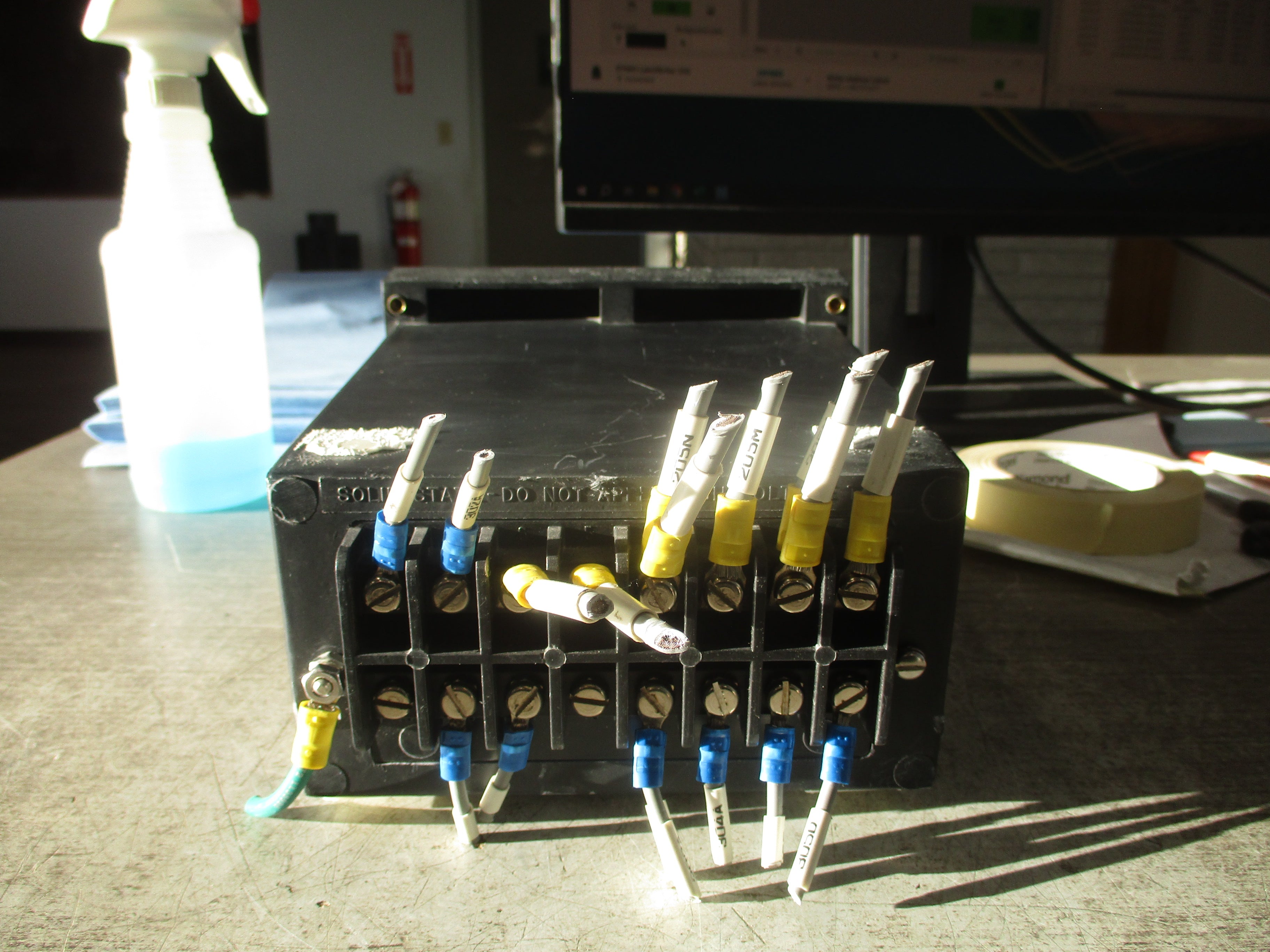 ABB Circuit Shield Overcurrent Relay 468T2295 24/32VDC 0.4A 50/60Hz Used