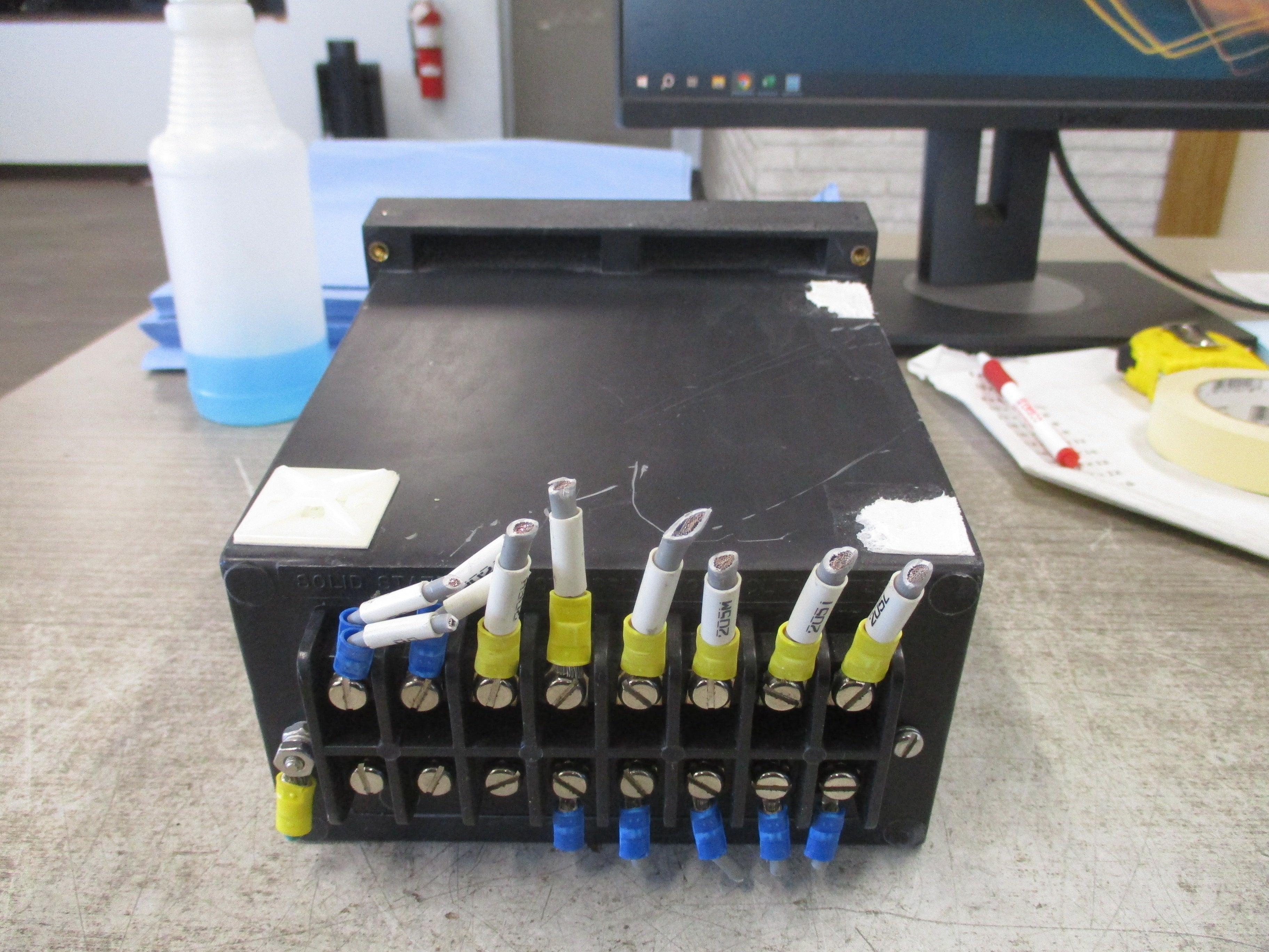 ABB Circuit Shield Directional Relay 425P0090 Control: 24/32VDC Measure: 120VAC