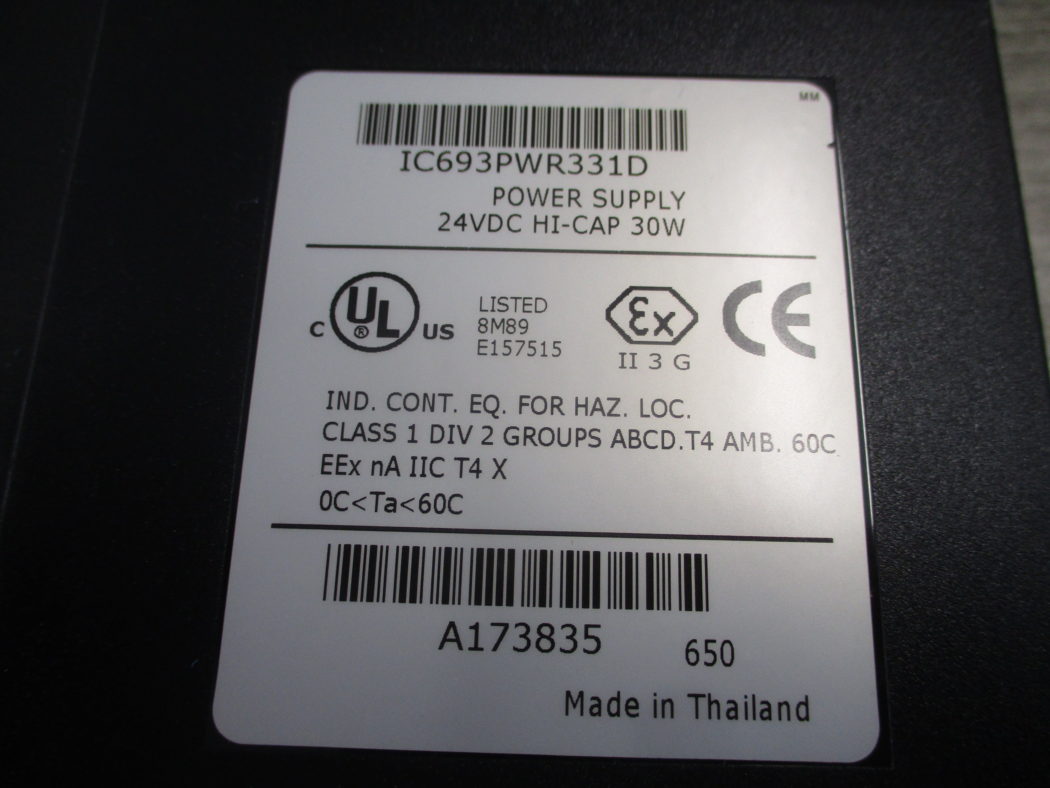 GE Fanuc Power Supply IC693PWR331D 30W 24VDC *No Port Cover* Used