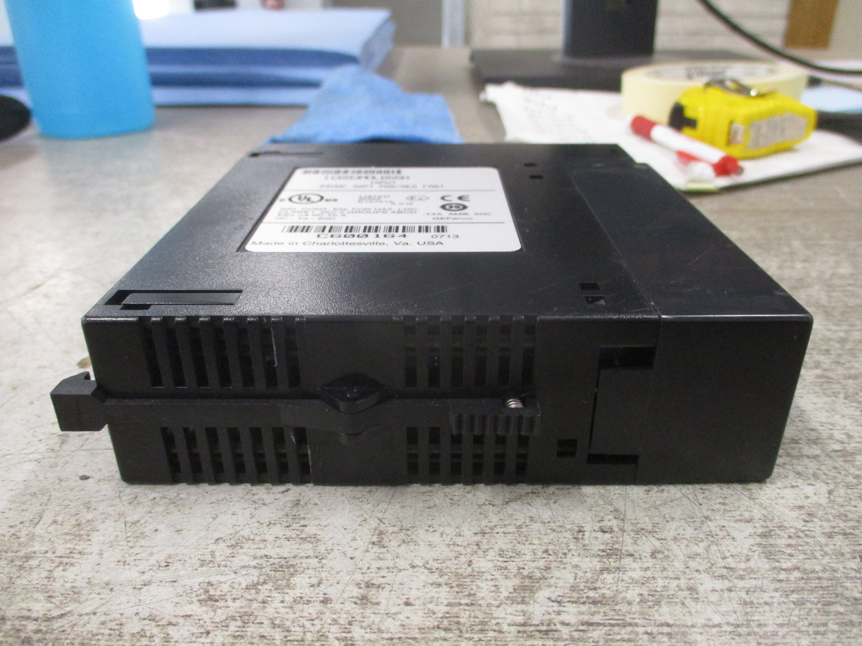 GE Fanuc Input Module IC693MDL655H 24VDC 32PT *Missing Front Top Cover* Used