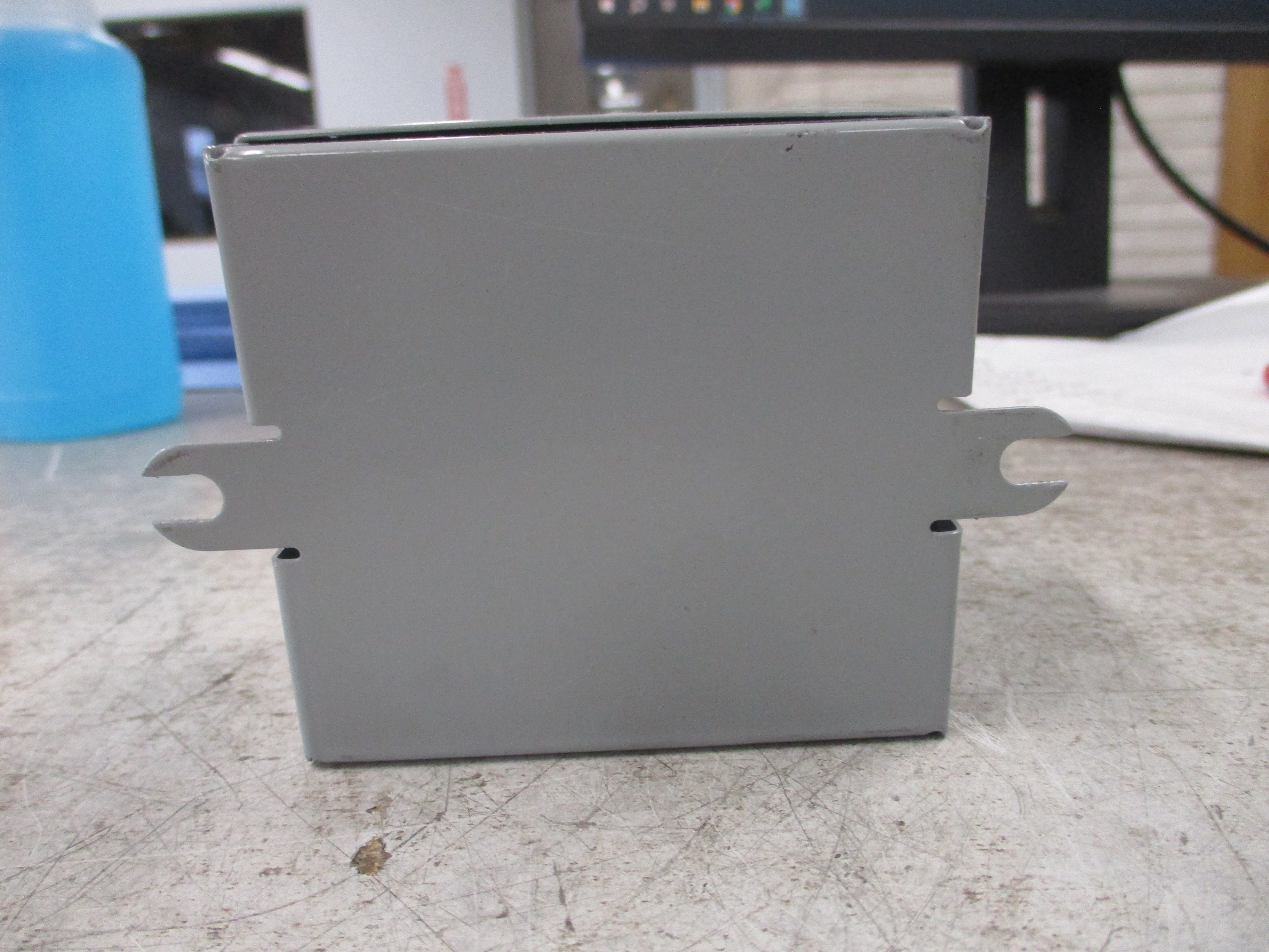 Russelectric O.V. Protector 68L0017001 24VDC Used